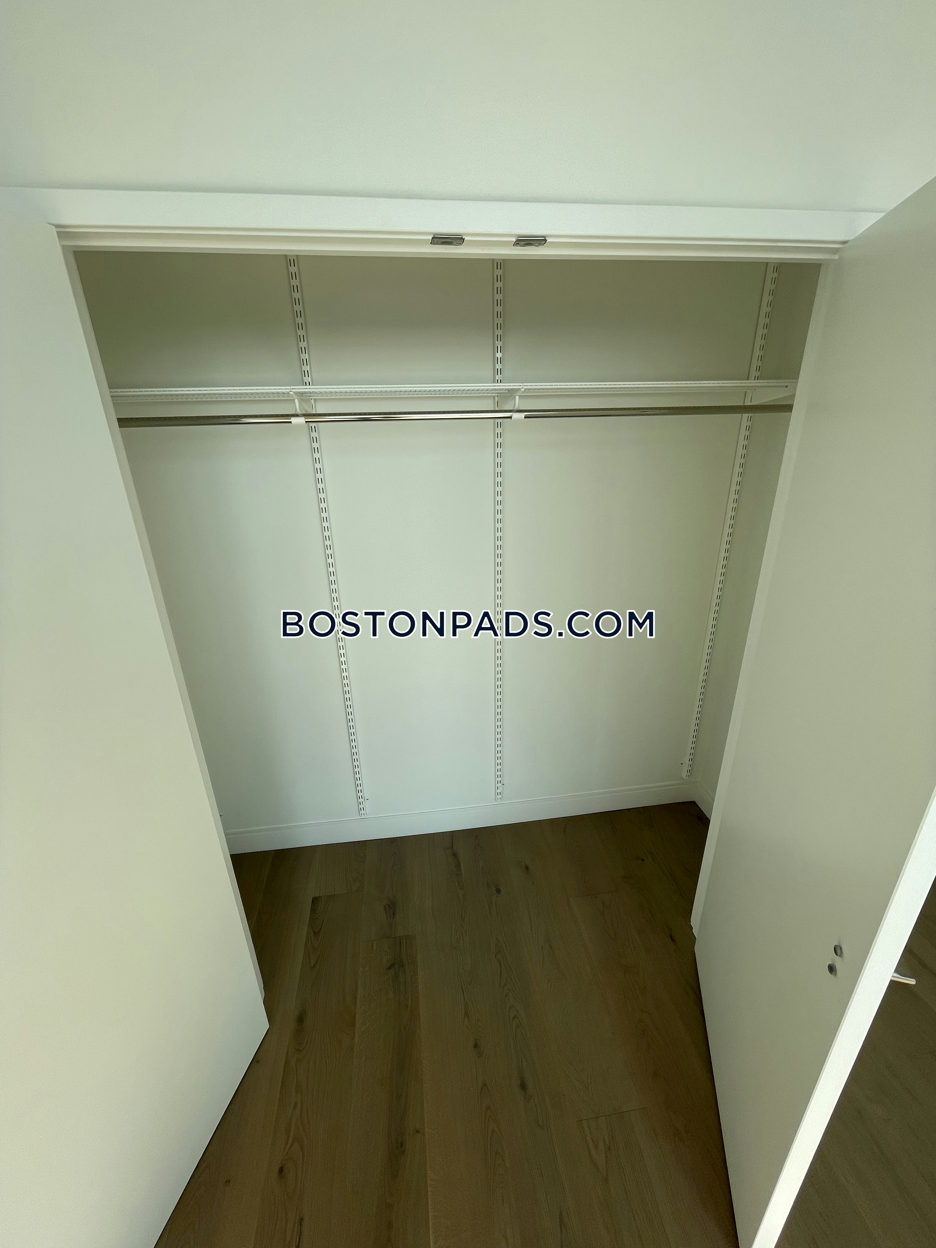 One 65 Main Photo 66