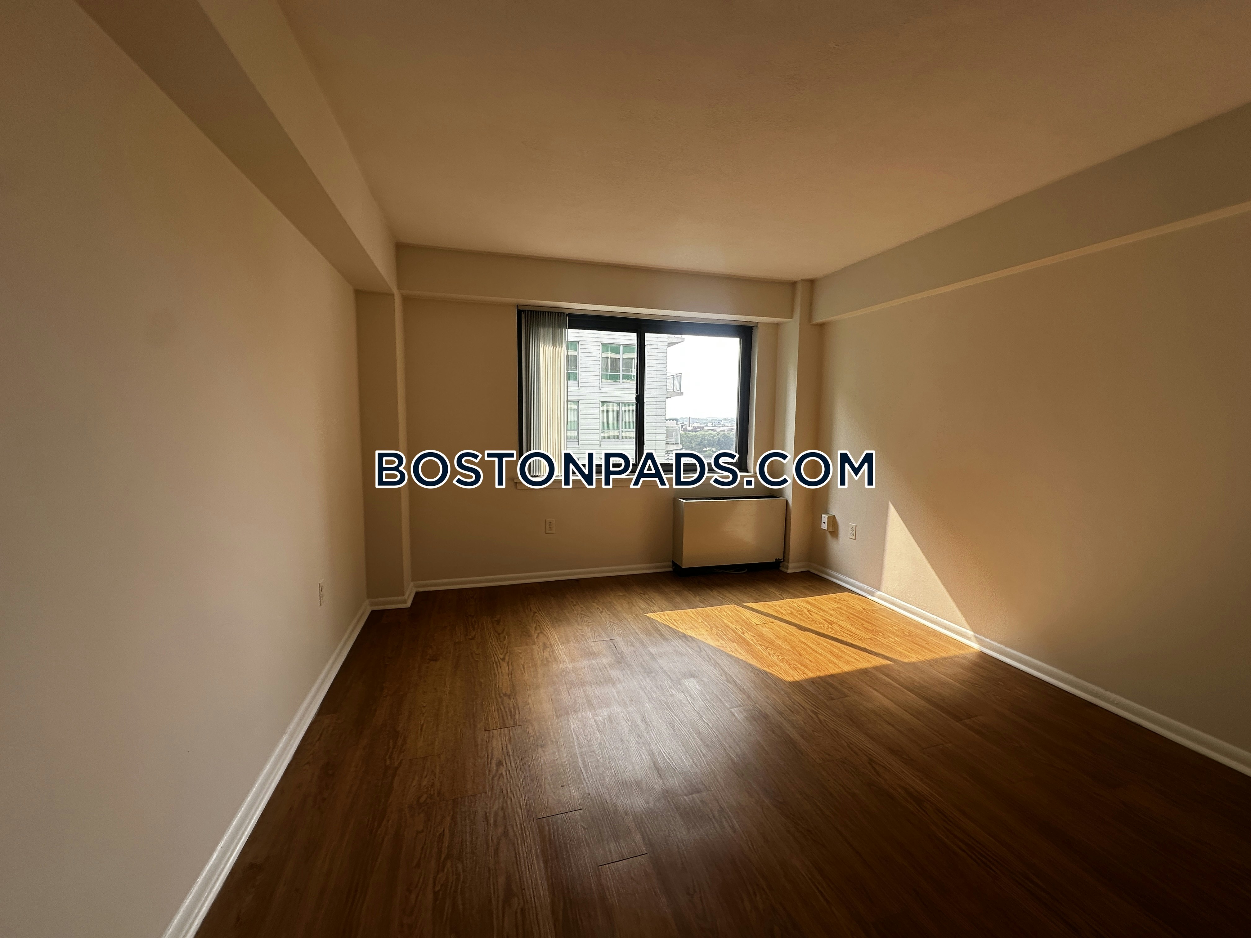 Emerson Place Apartments Photo 46