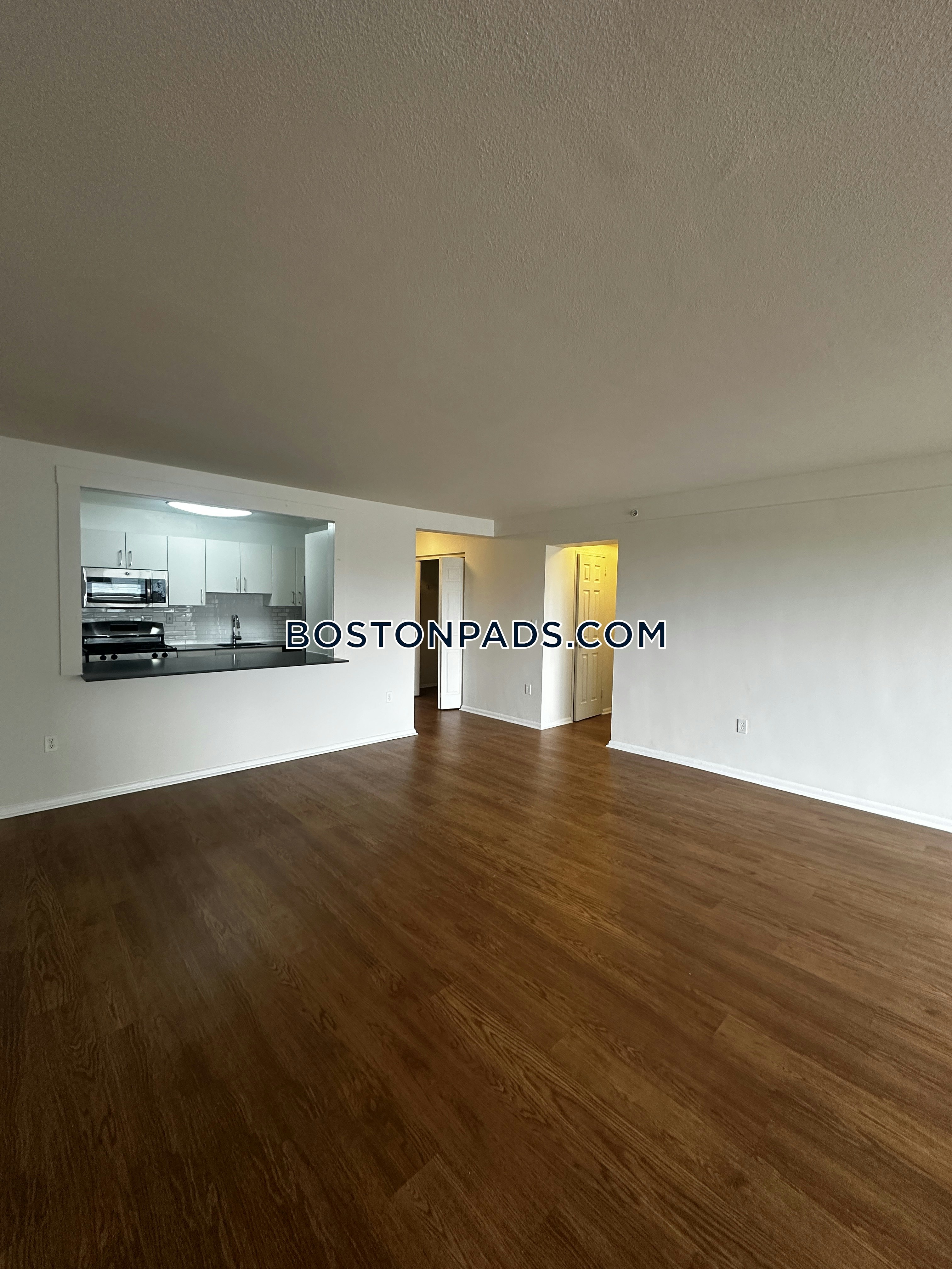 Emerson Place Apartments Photo 59