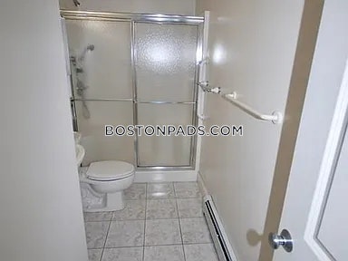 Green House Apartments Photo 17