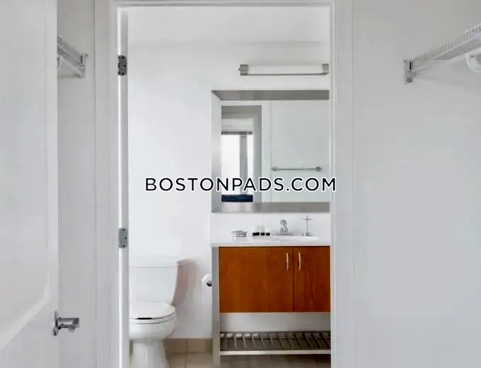 Fenway Triangle Photo 30