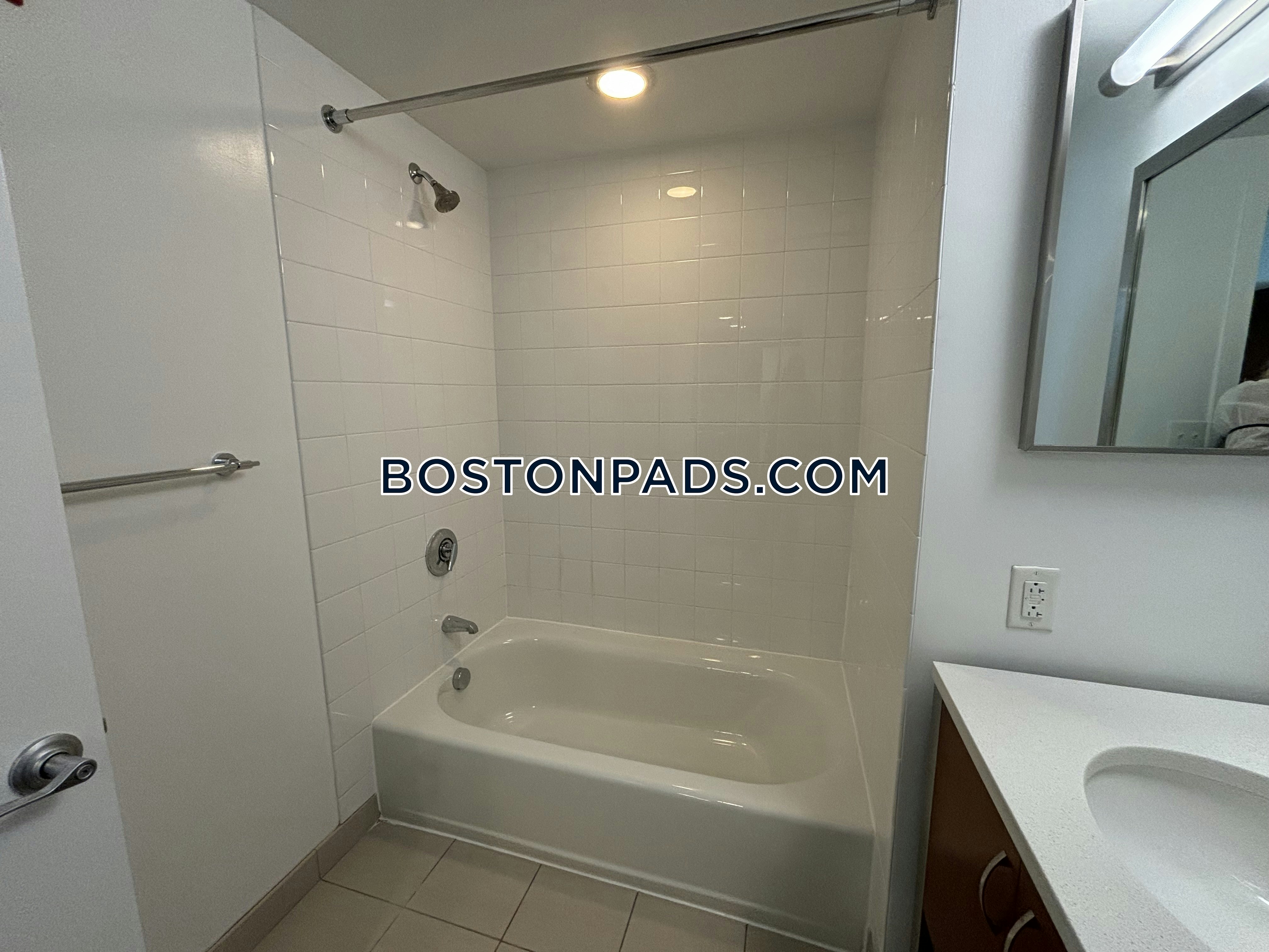 Fenway Triangle Photo 29