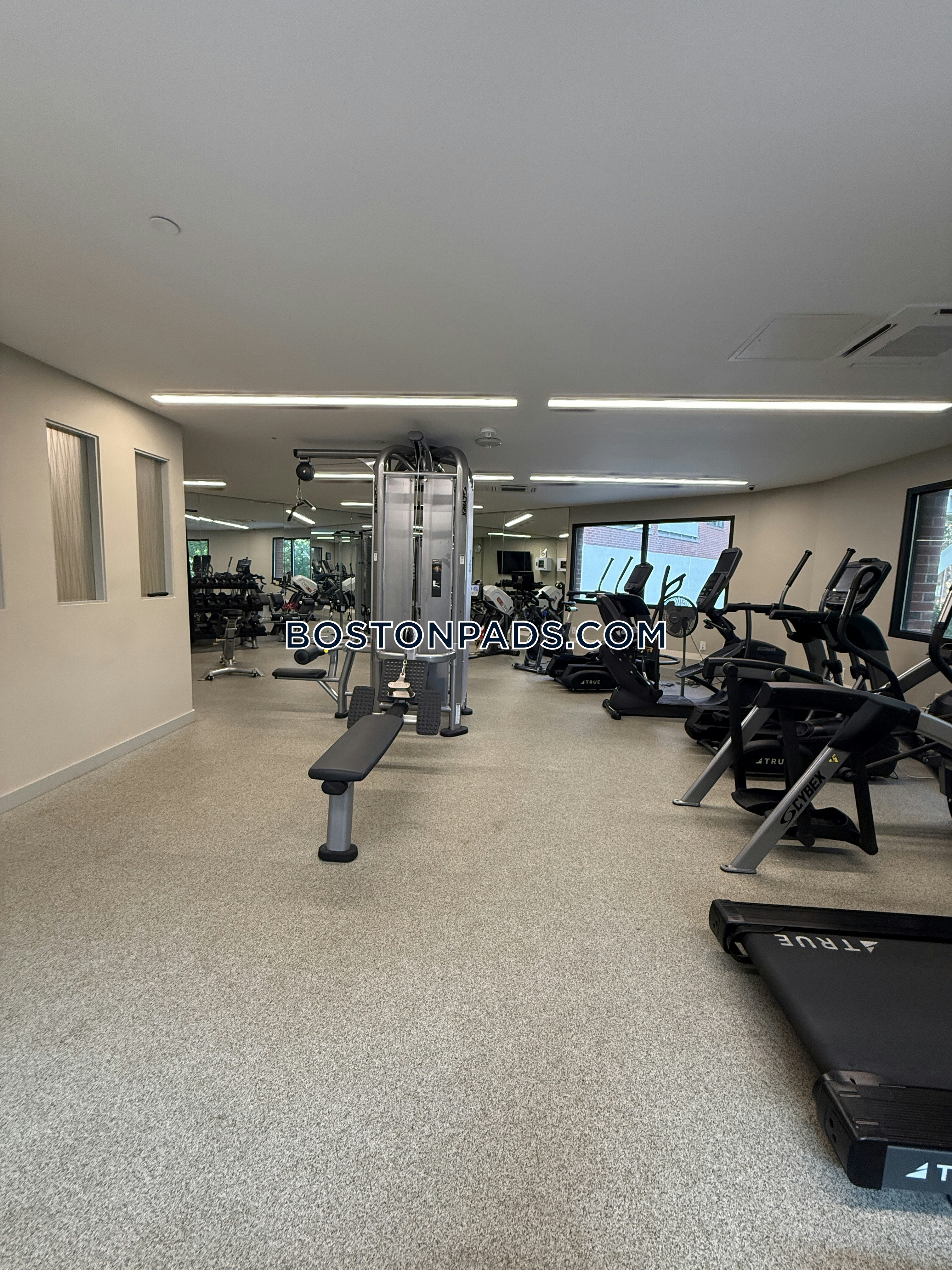 1443 Beacon Photo 162