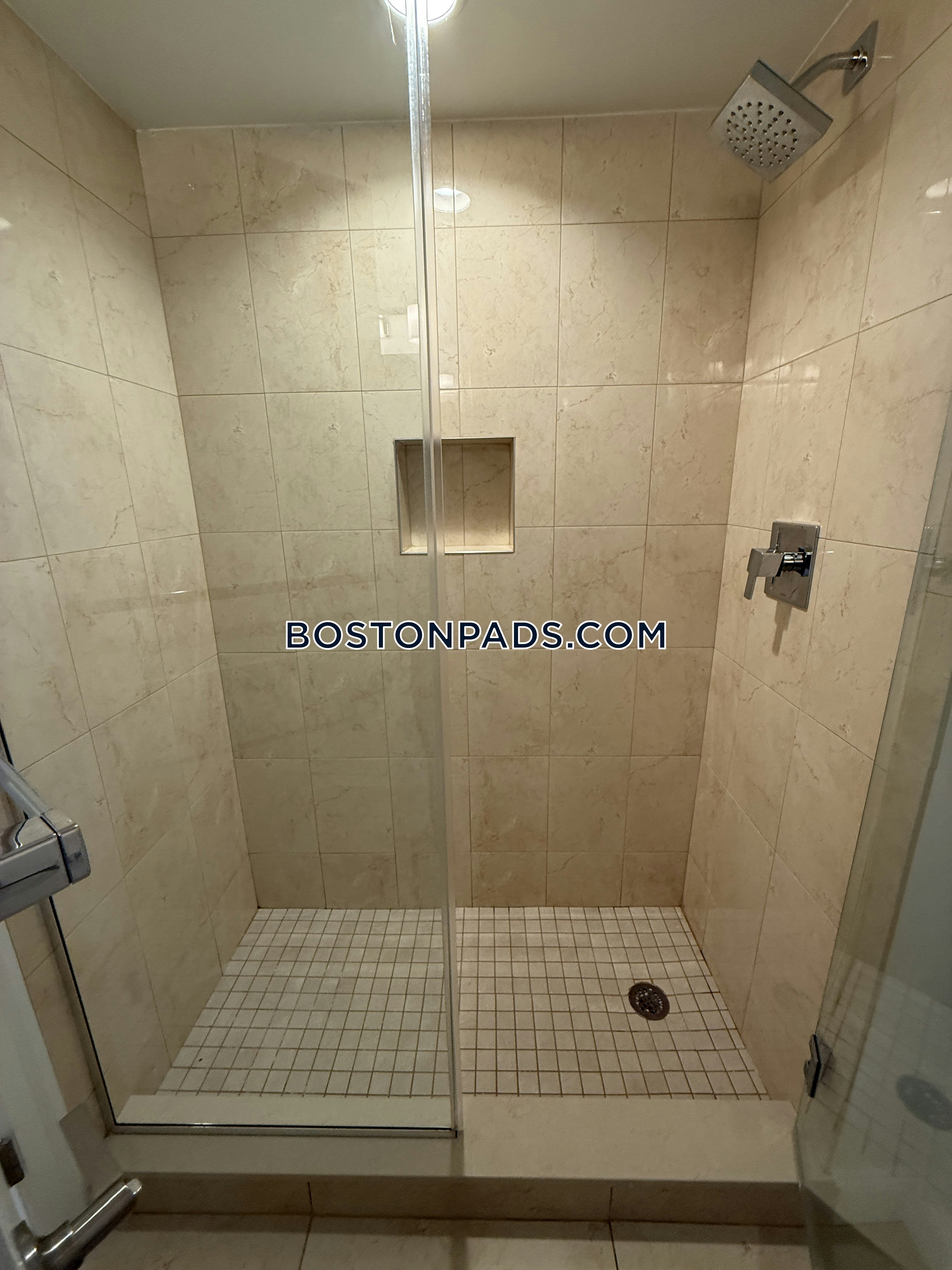 1443 Beacon Photo 102