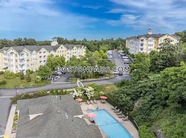 Lynnfield Commons Photo 4