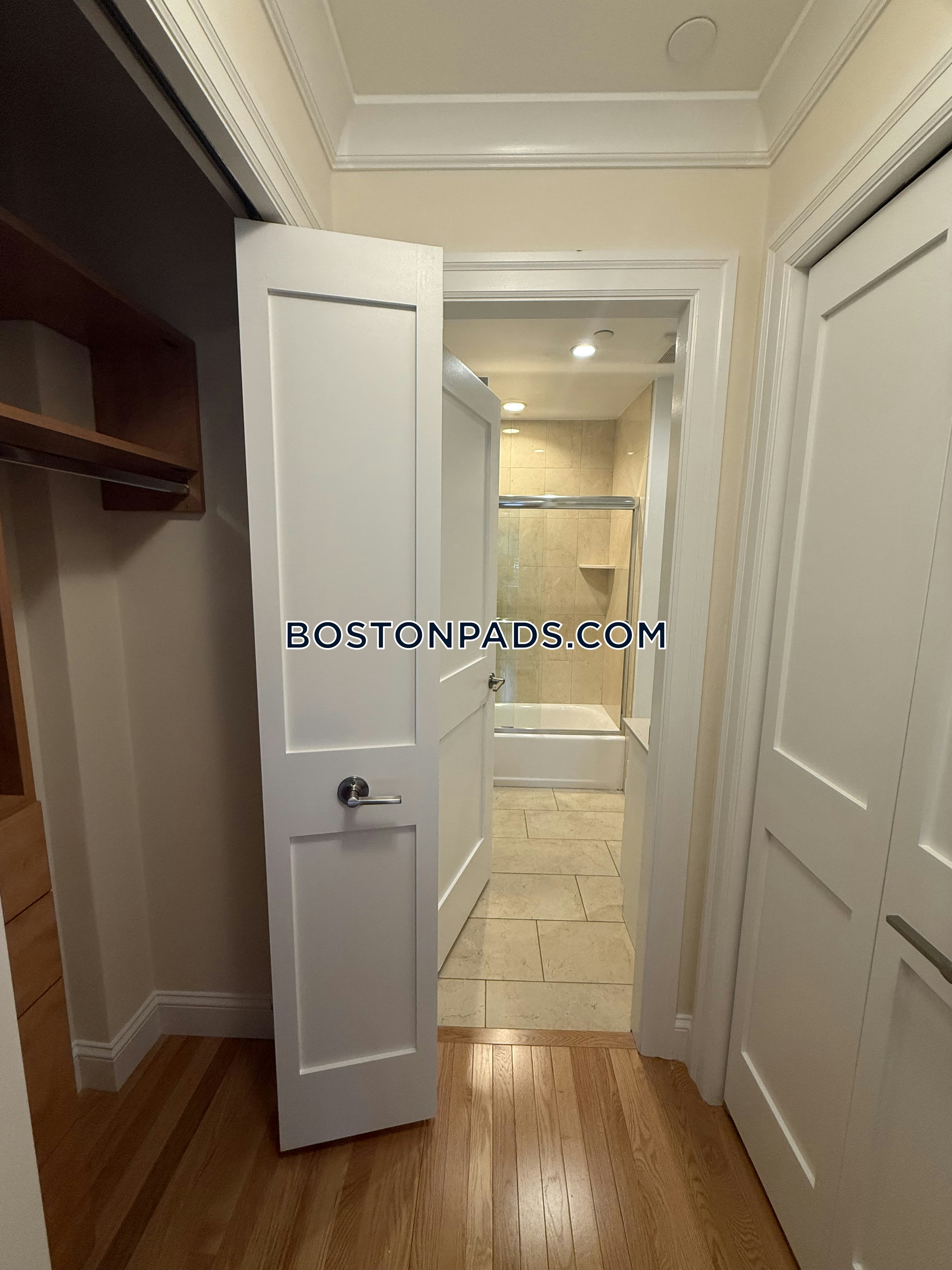 1443 Beacon Photo 68