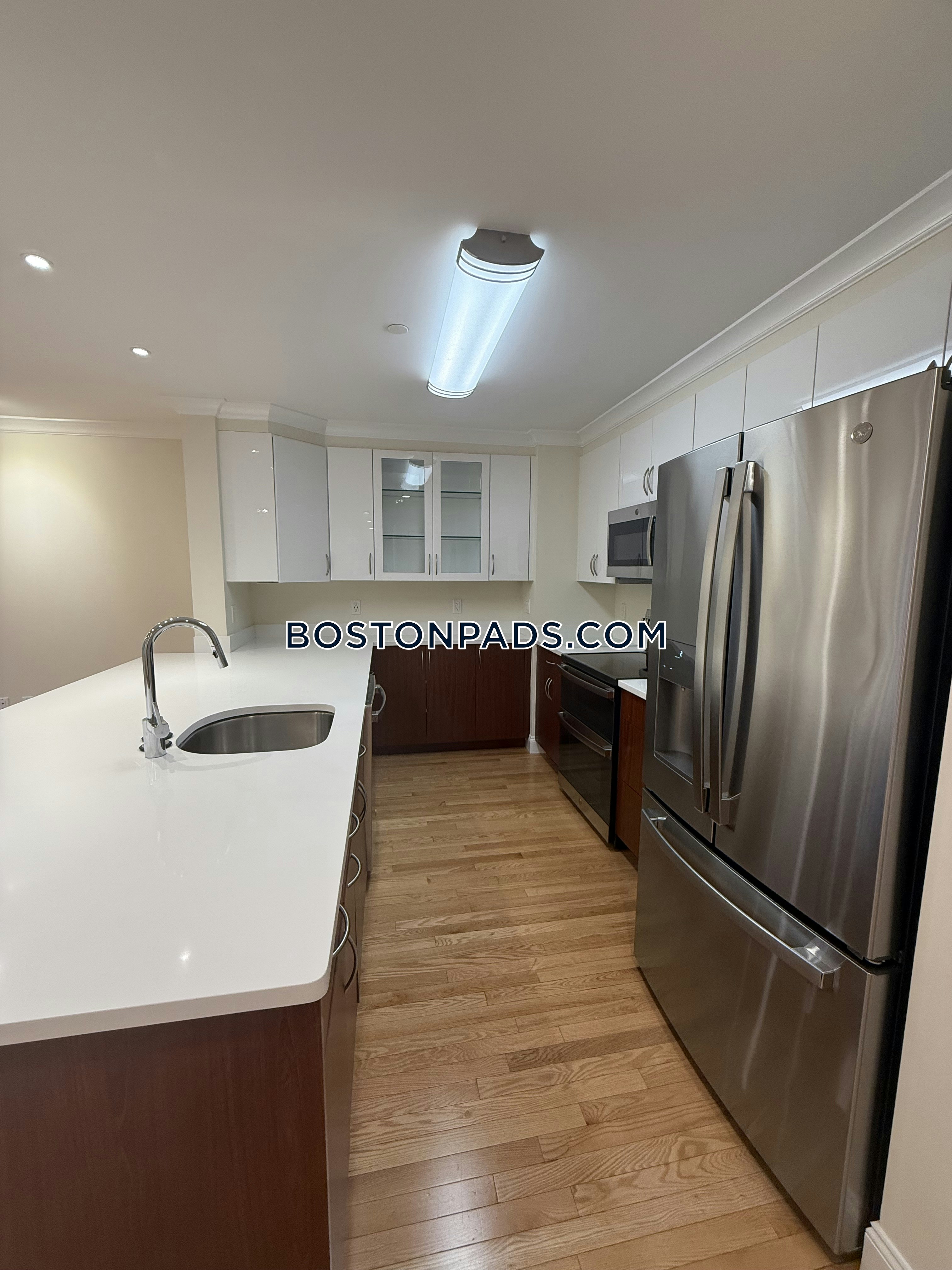 1443 Beacon Photo 113