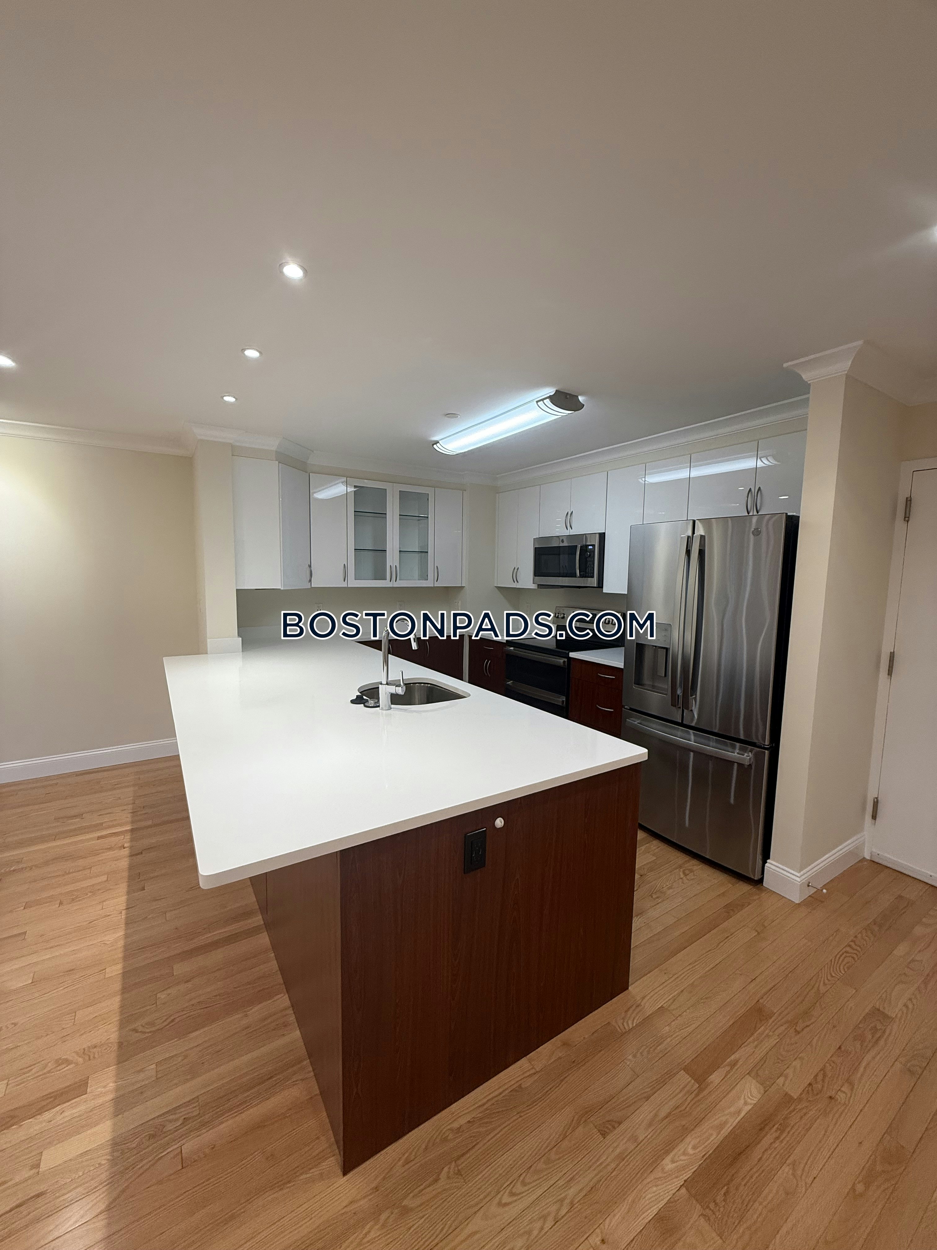 1443 Beacon Photo 107