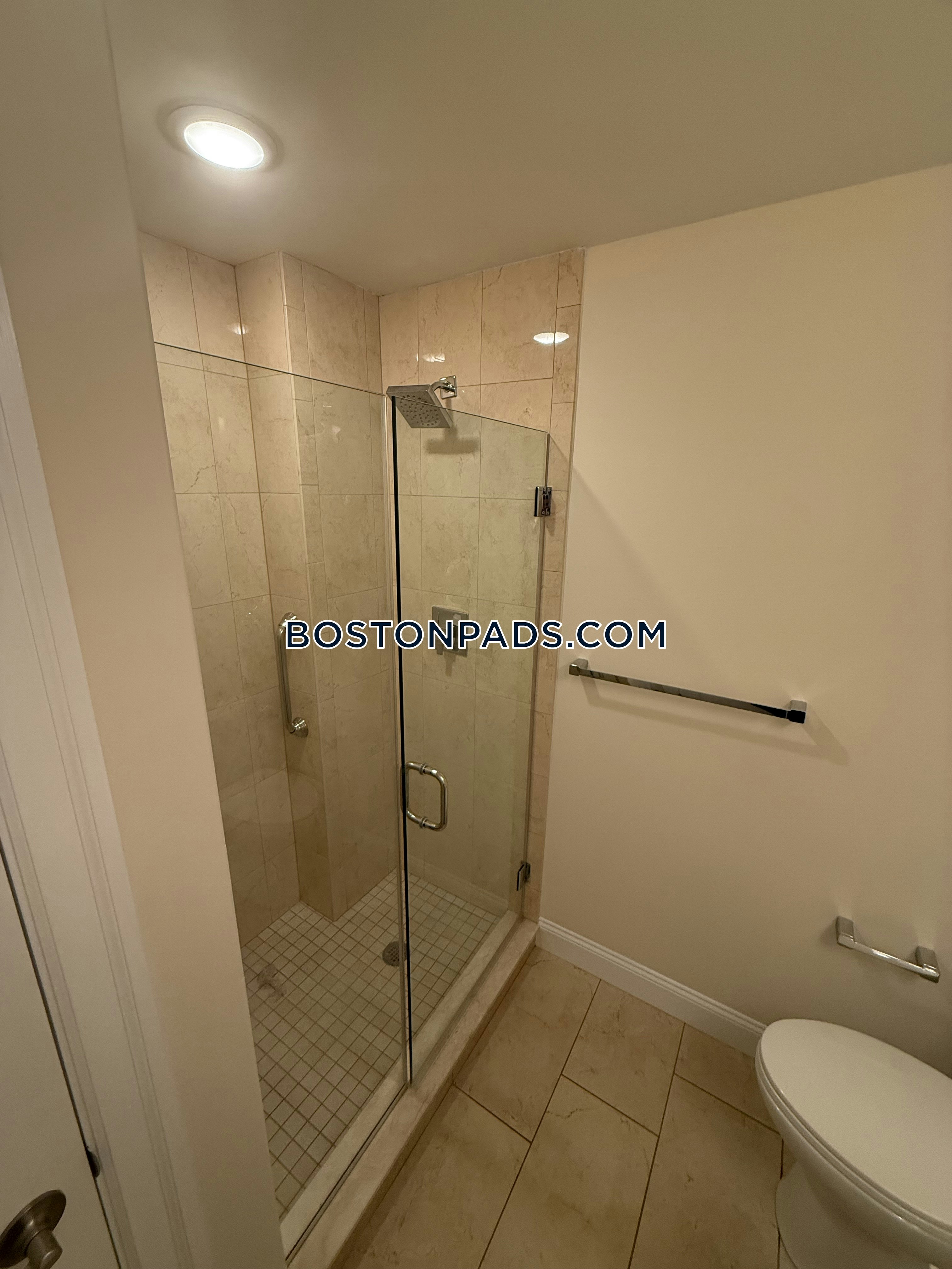 1443 Beacon Photo 96