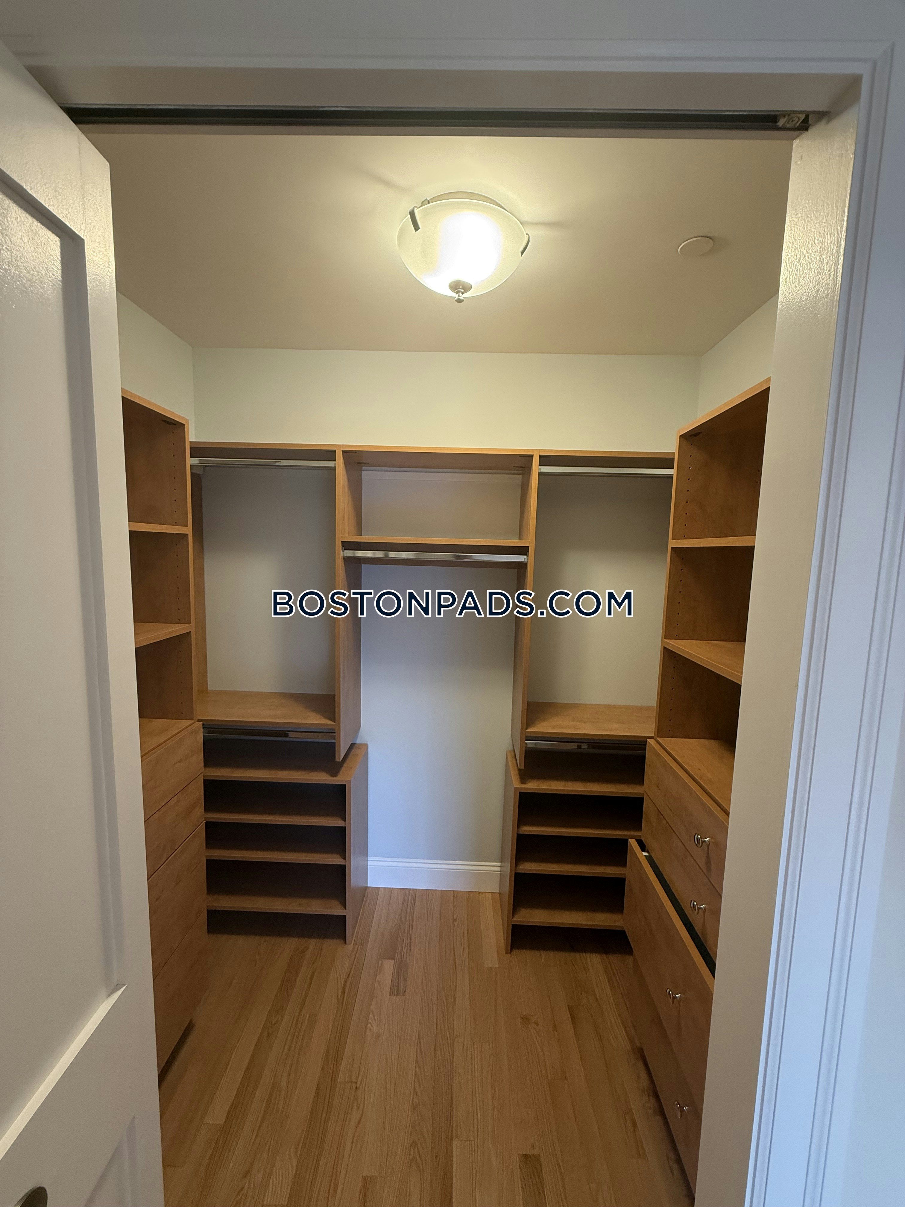 1443 Beacon Photo 84