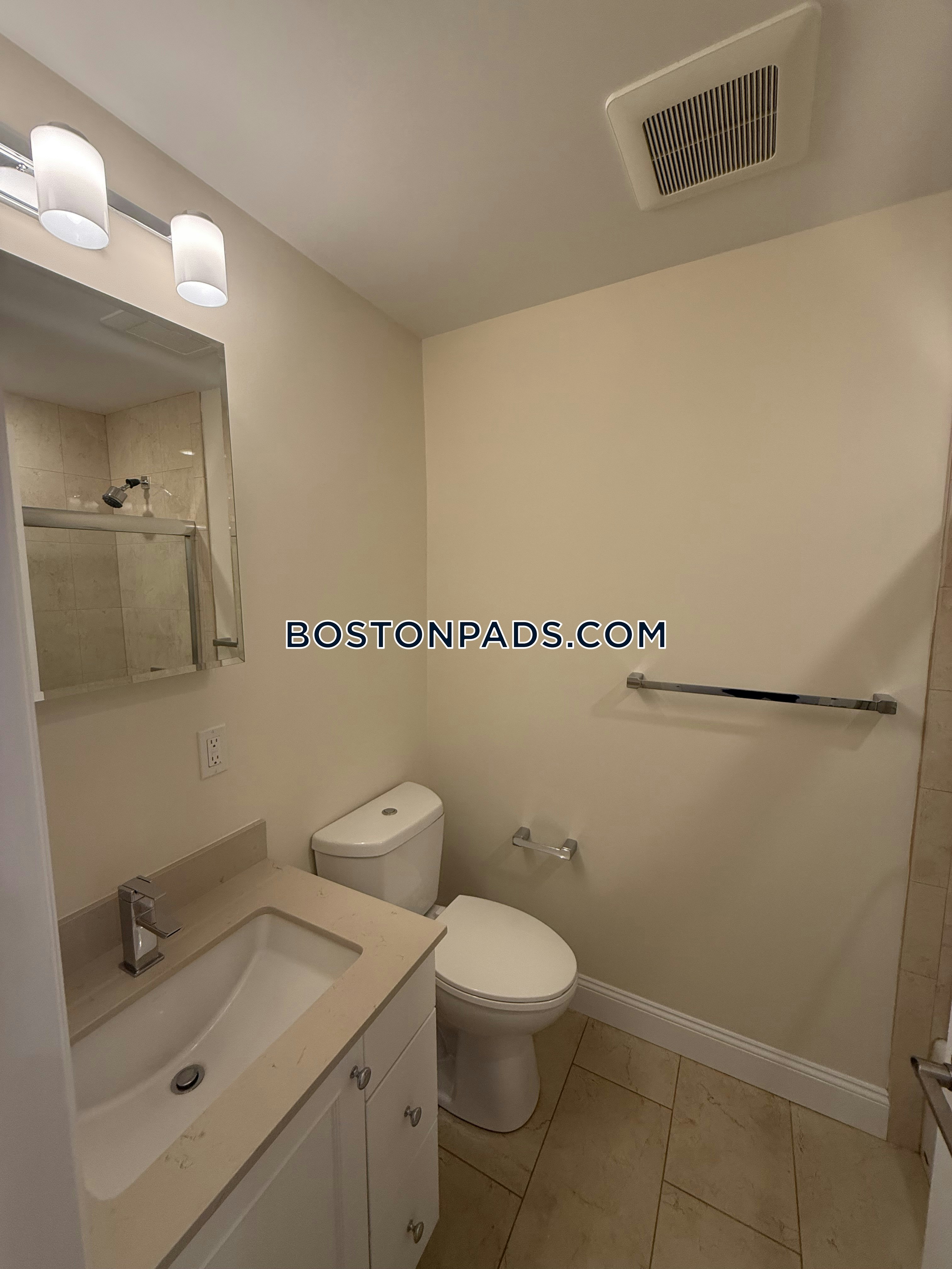 1443 Beacon Photo 95