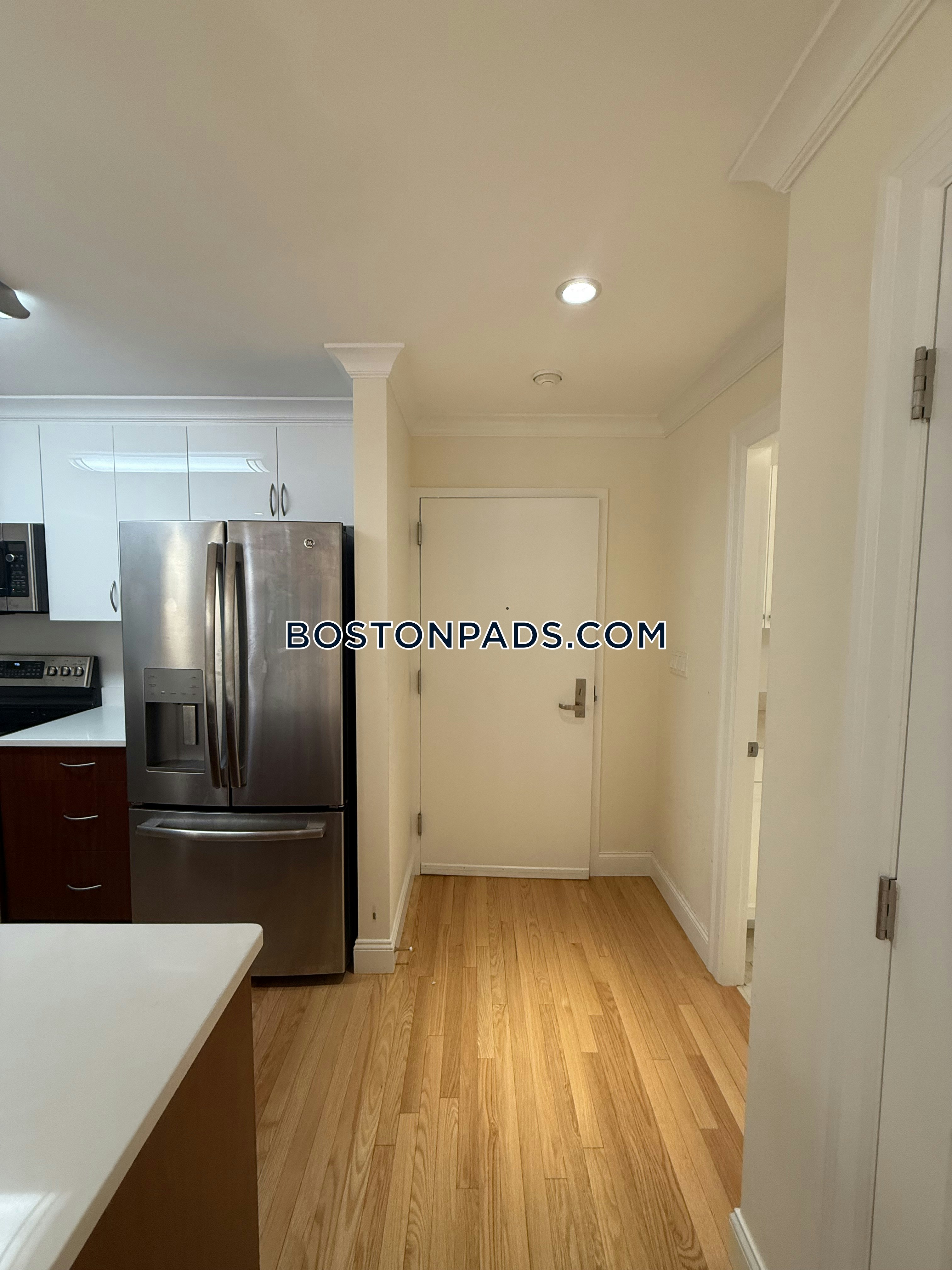 1443 Beacon Photo 69