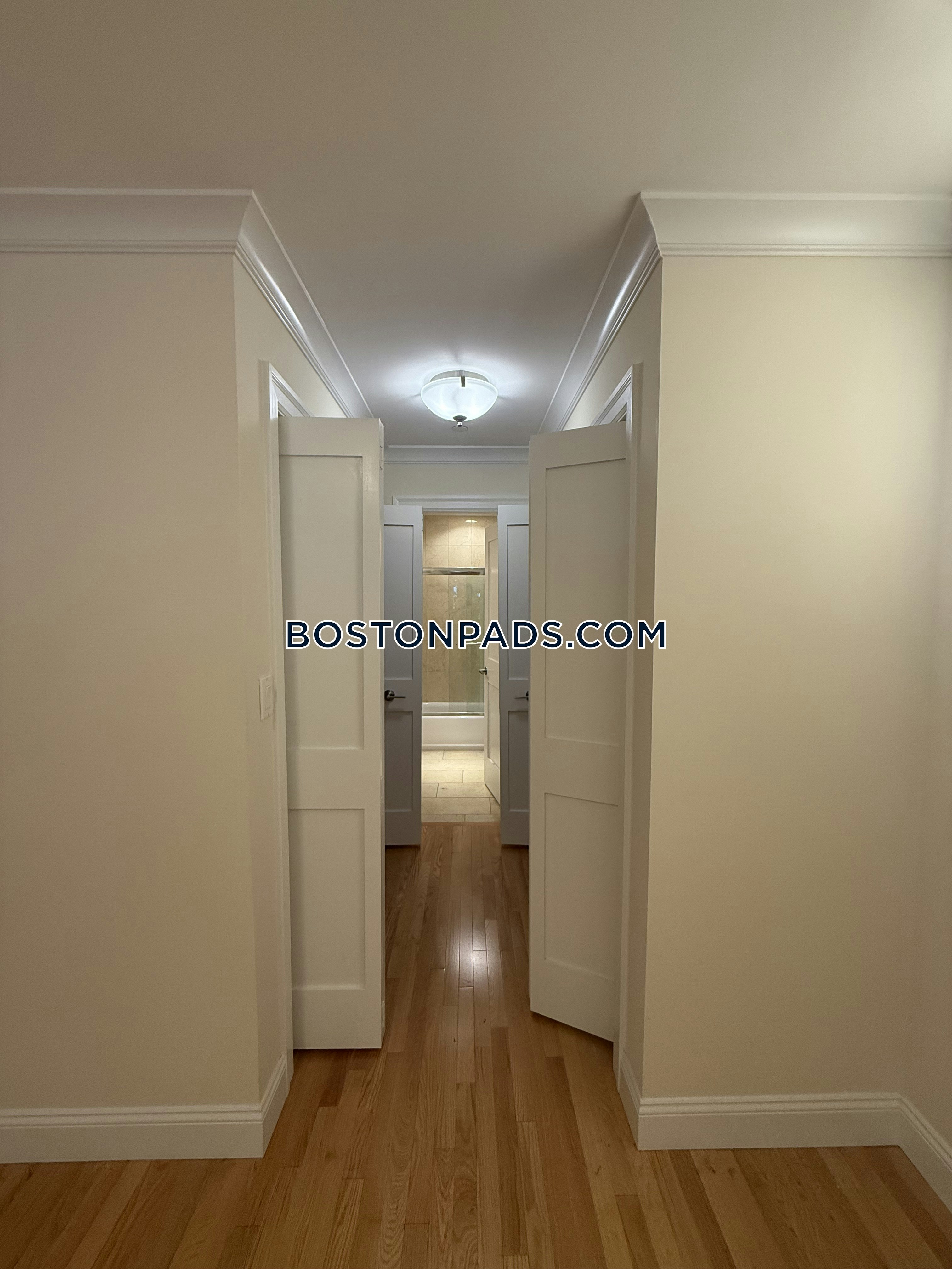 1443 Beacon Photo 67