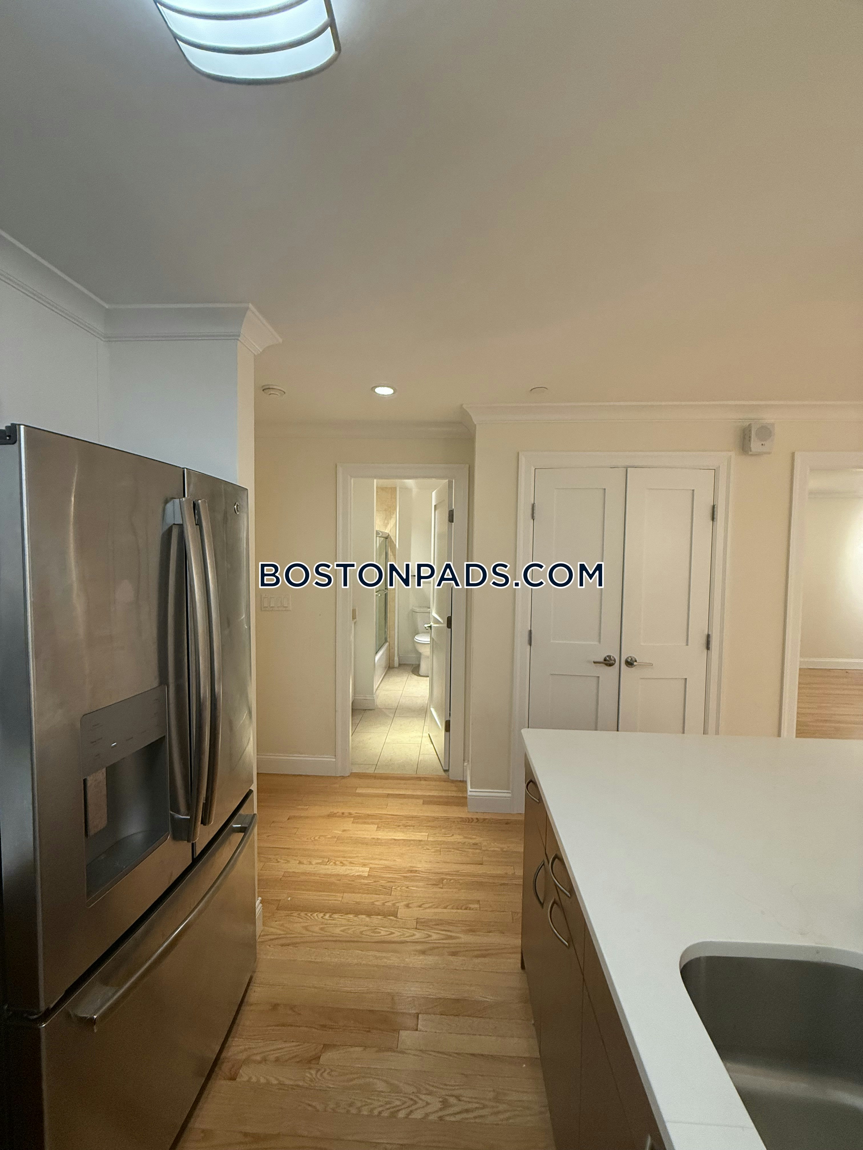 1443 Beacon Photo 118