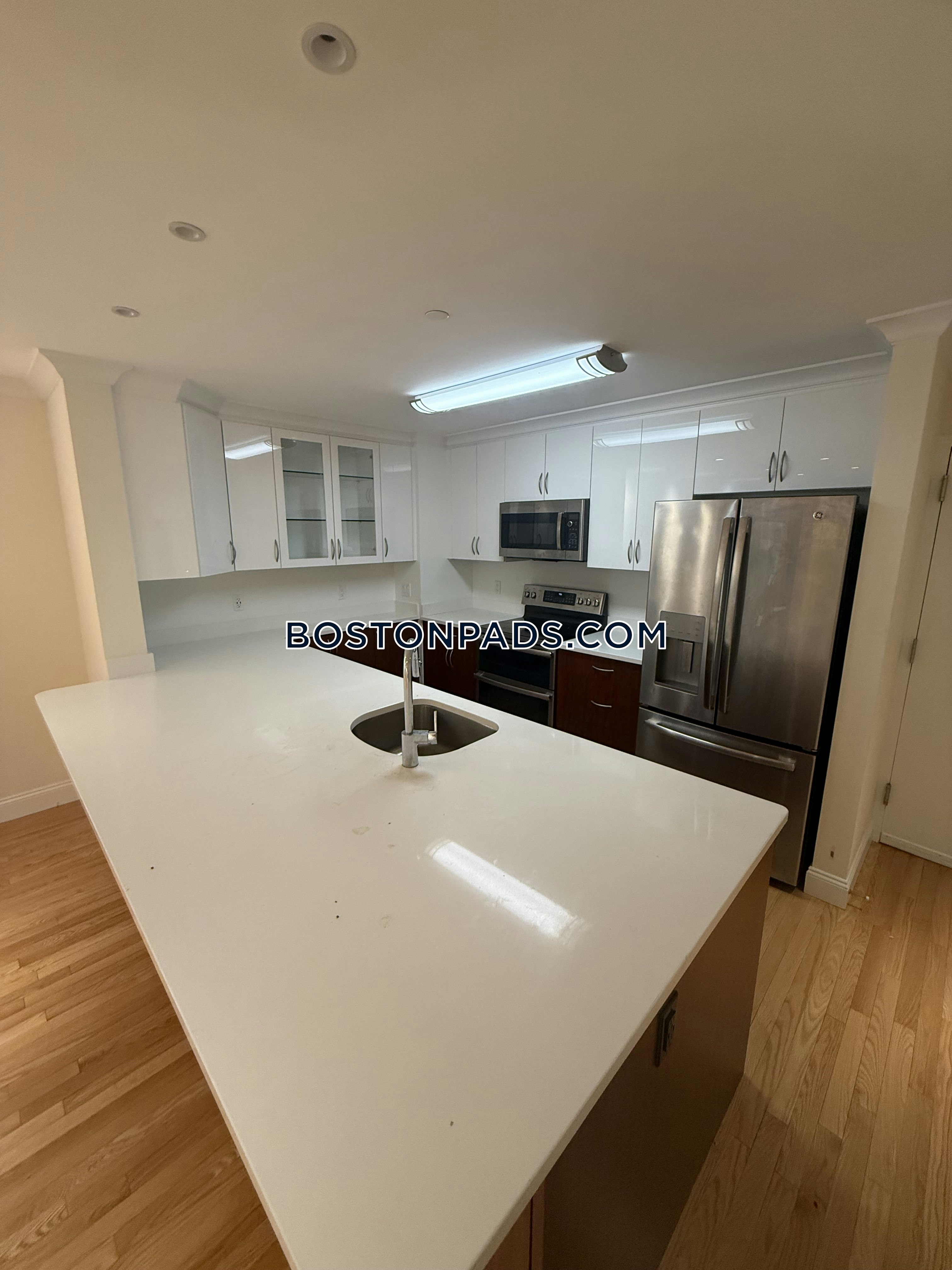 1443 Beacon Photo 112