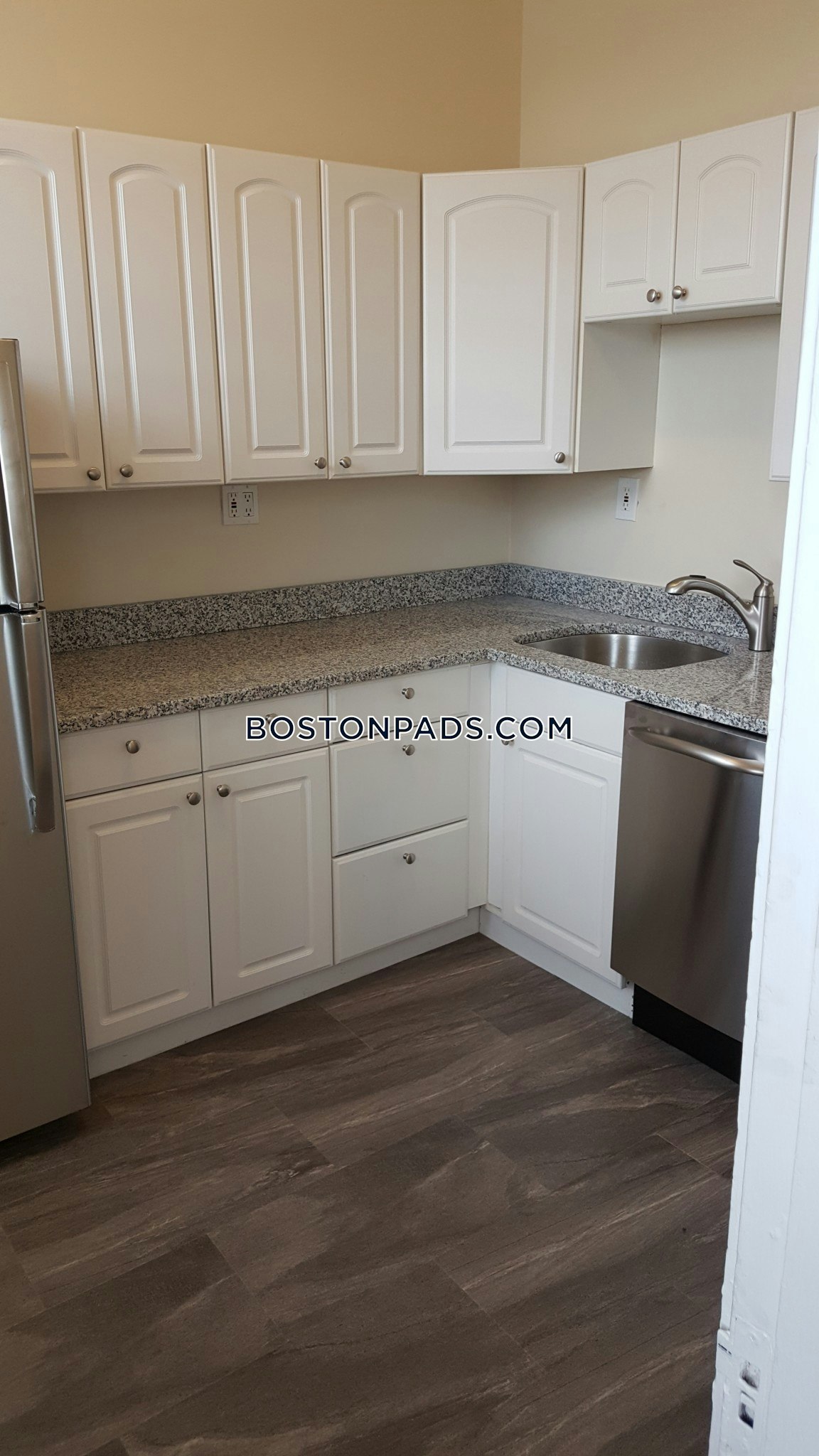 Princeton on Beacon St. Photo 20