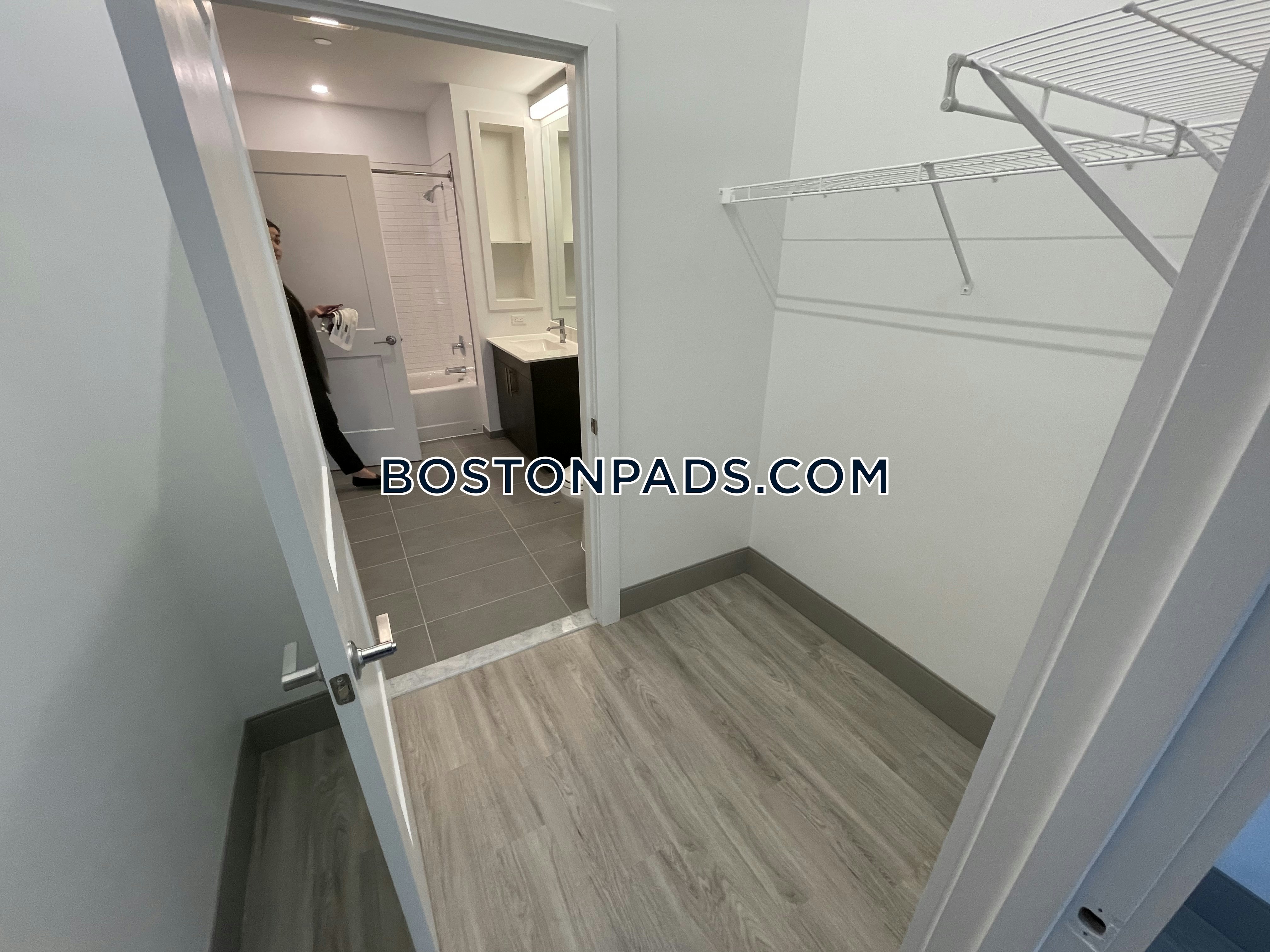 Blvd & bond Photo 52