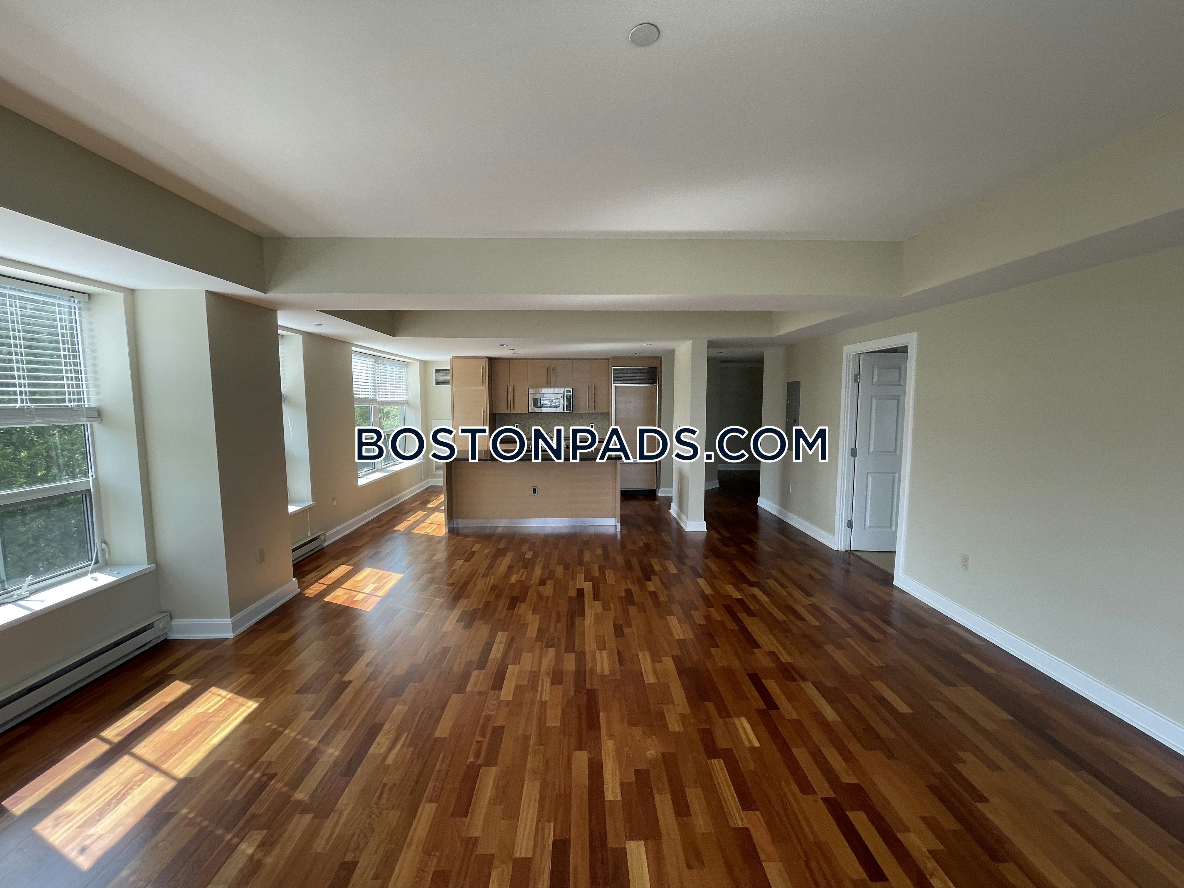 Harborview at the Navy Yard Photo 15