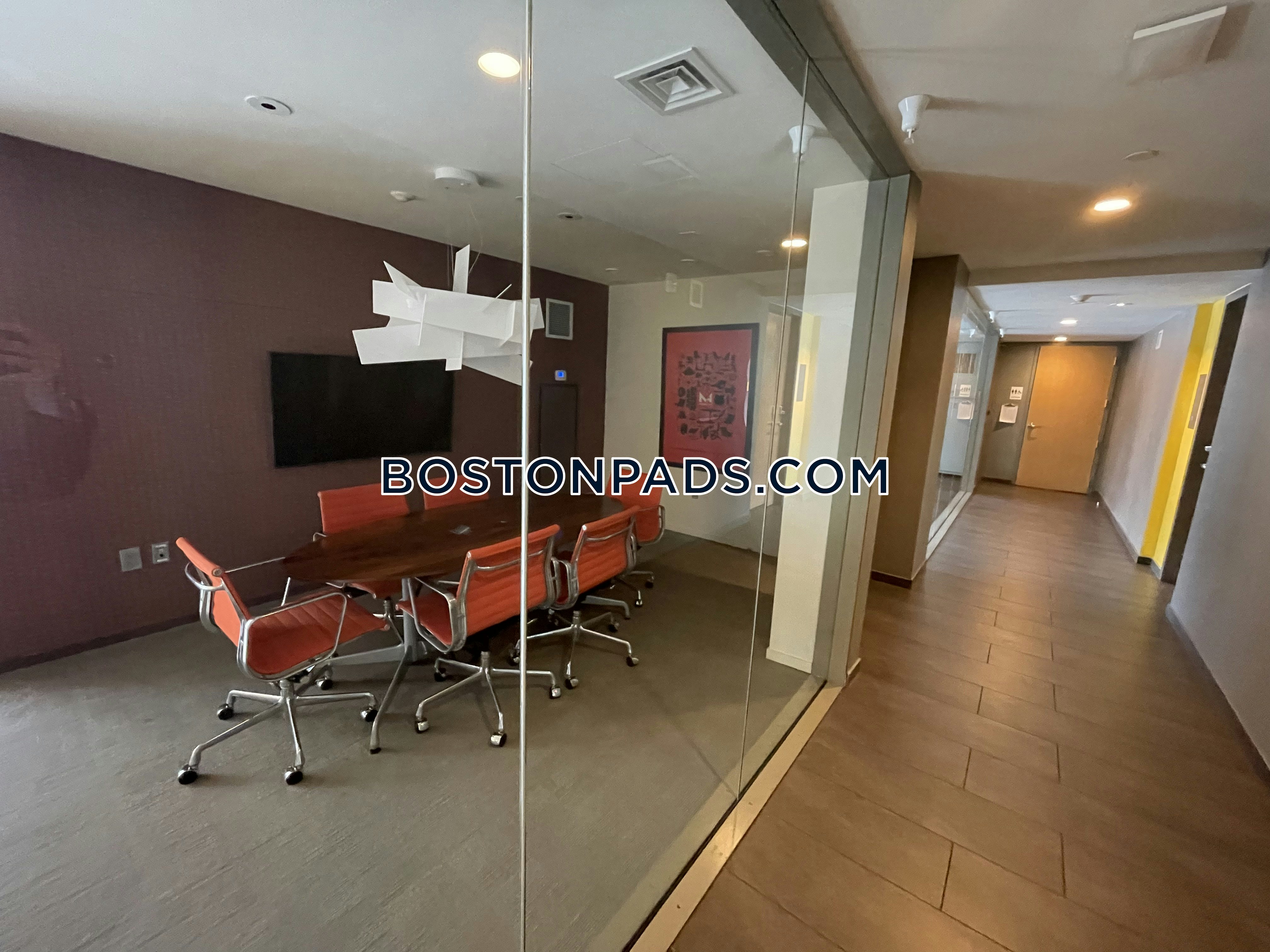 Girard Apartments Photo 57