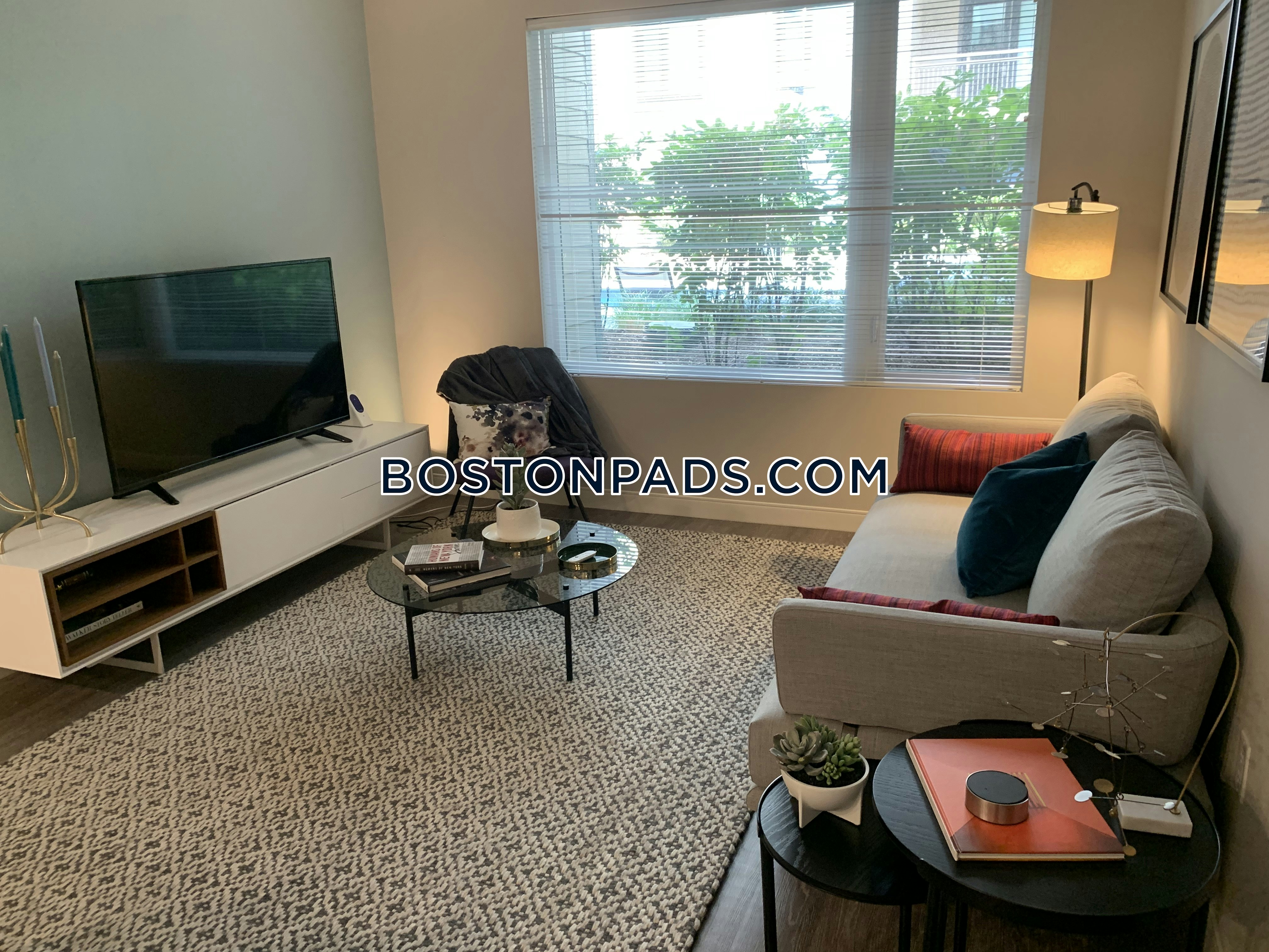 The Andi South Bay Photo 72