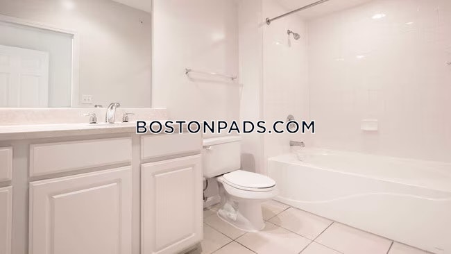 Quarry Hills Apartments Photo 28