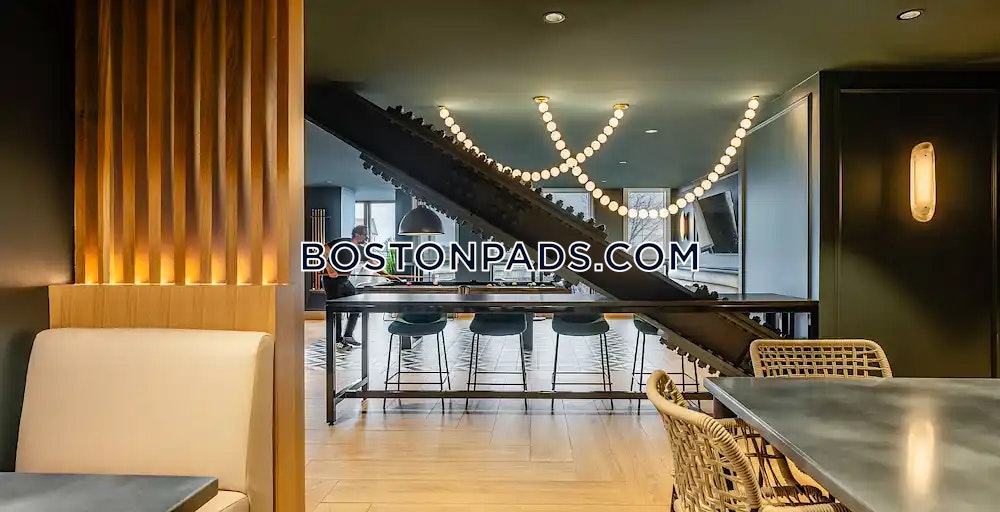 Neponset Landing Photo 20