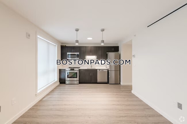 Nova Quincy Photo 10