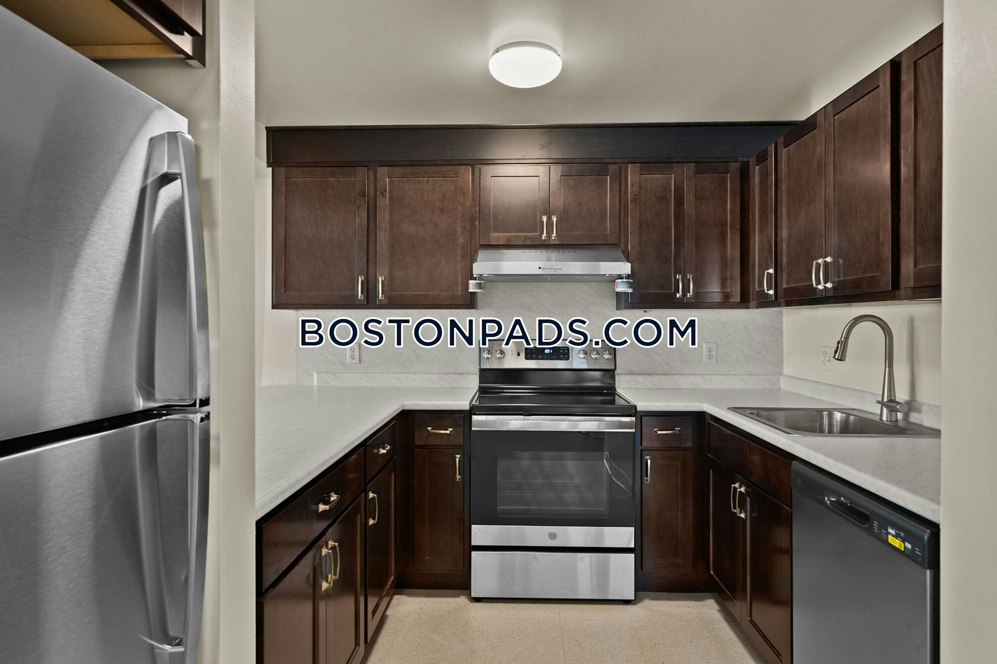 Mission Main Apartments Photo 28