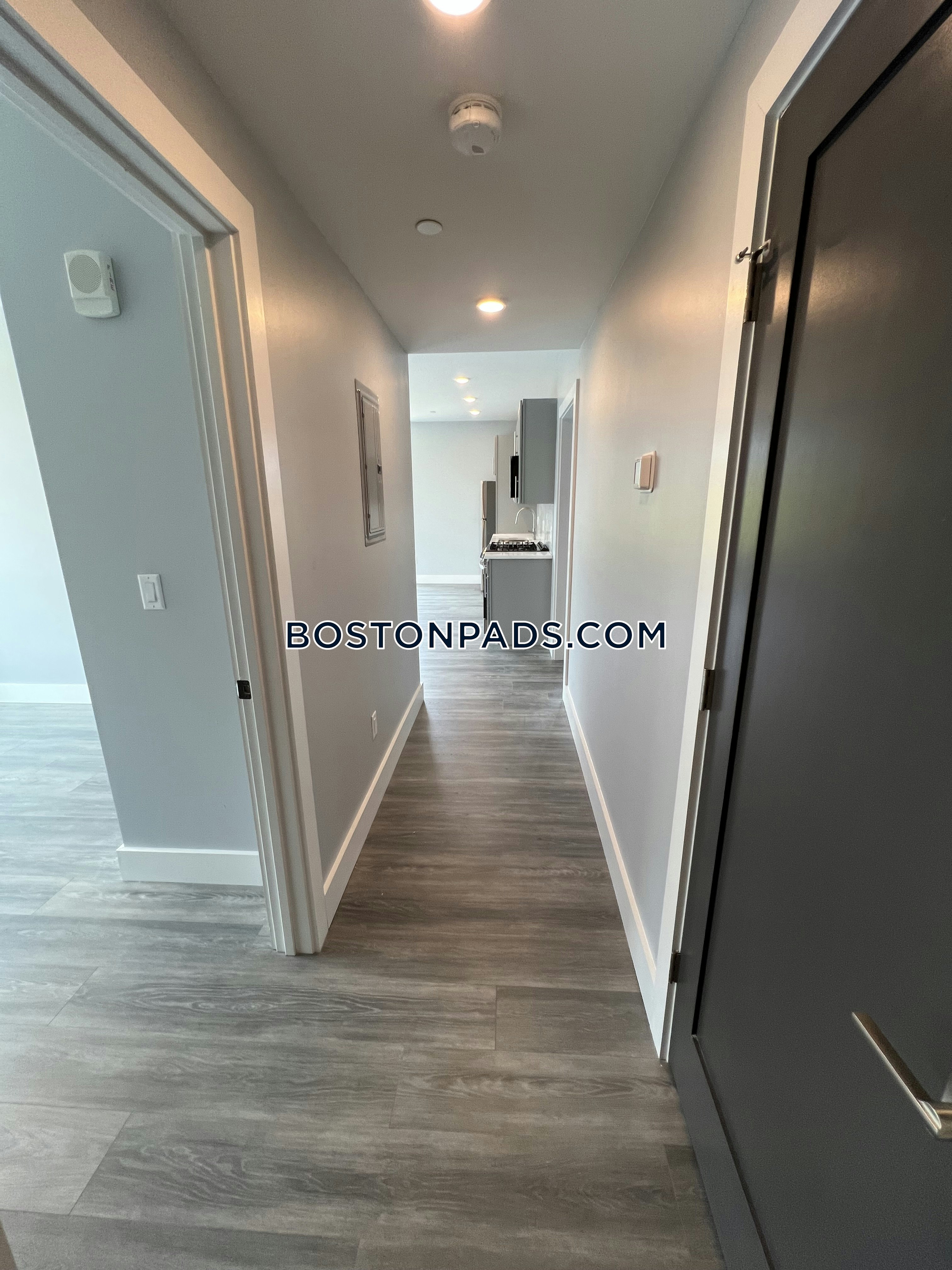 365 Western Ave. Photo 25