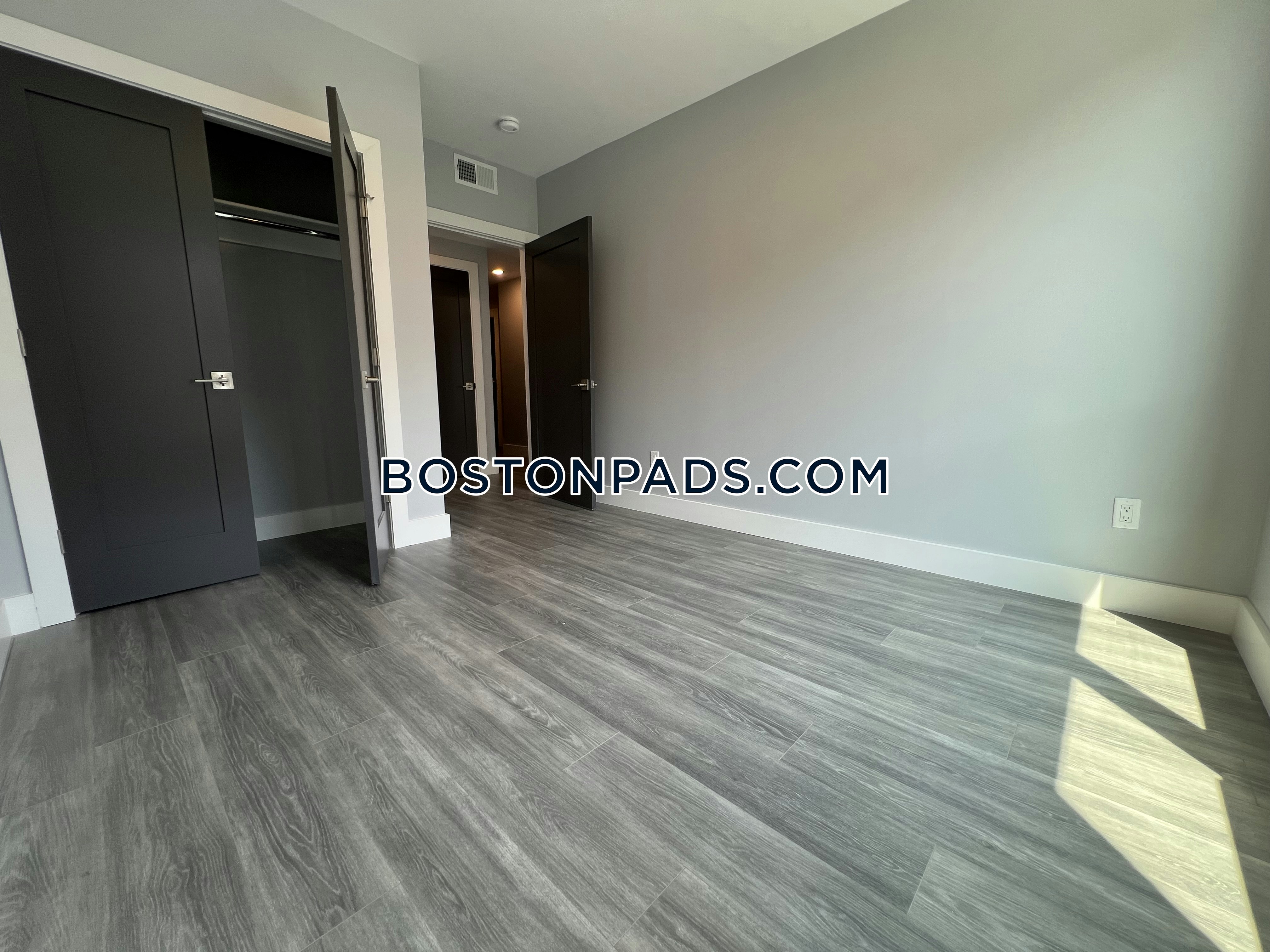 365 Western Ave. Photo 119