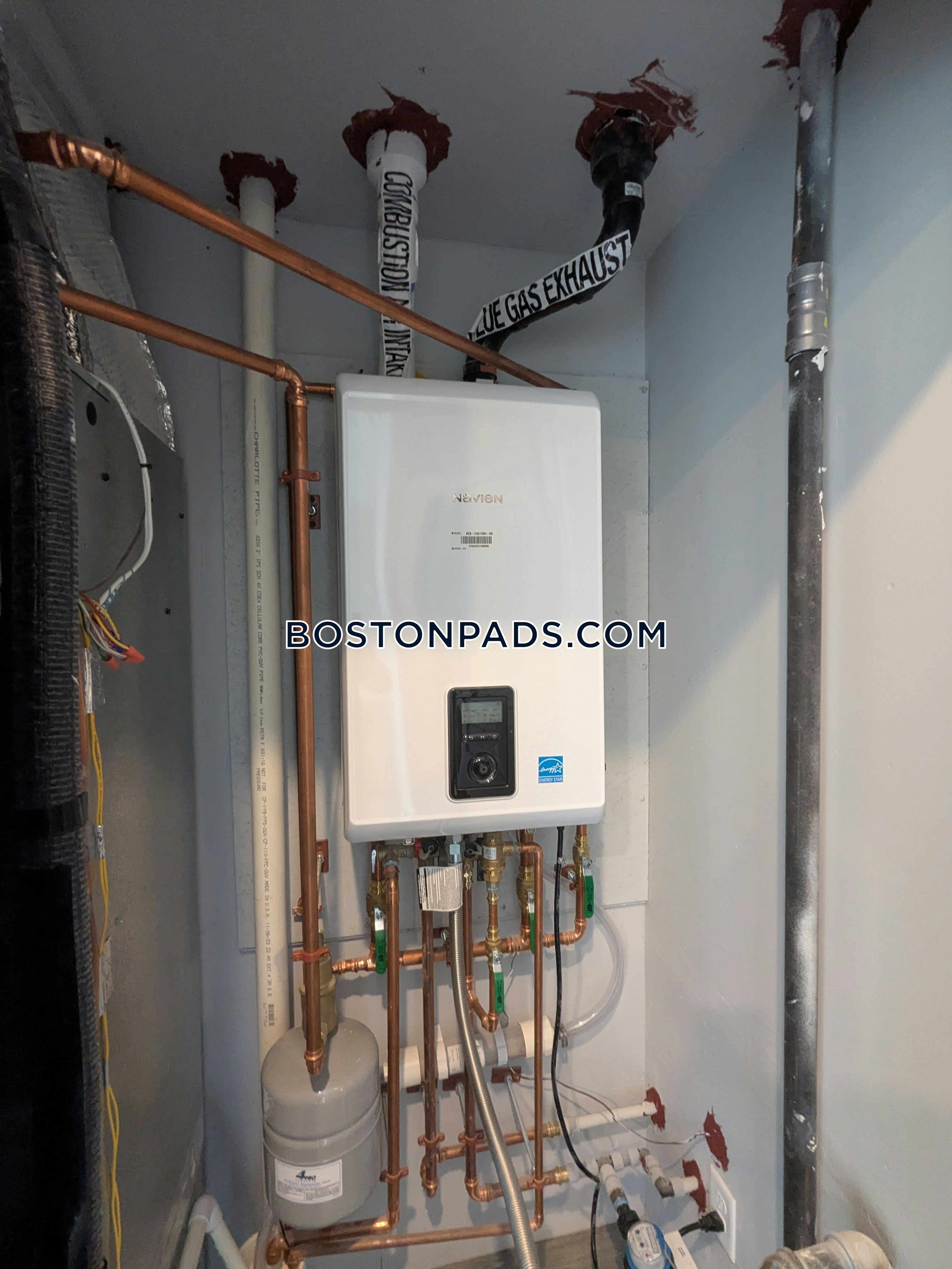 365 Western Ave. Photo 82