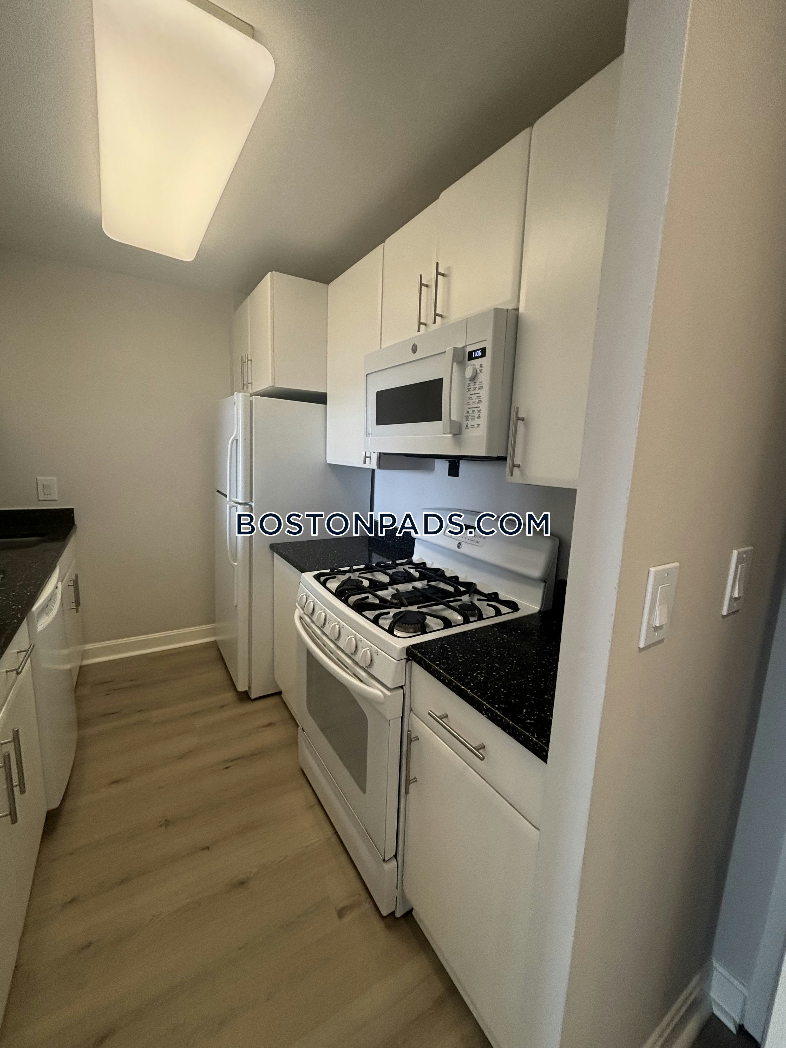 Parkside Place Photo 51