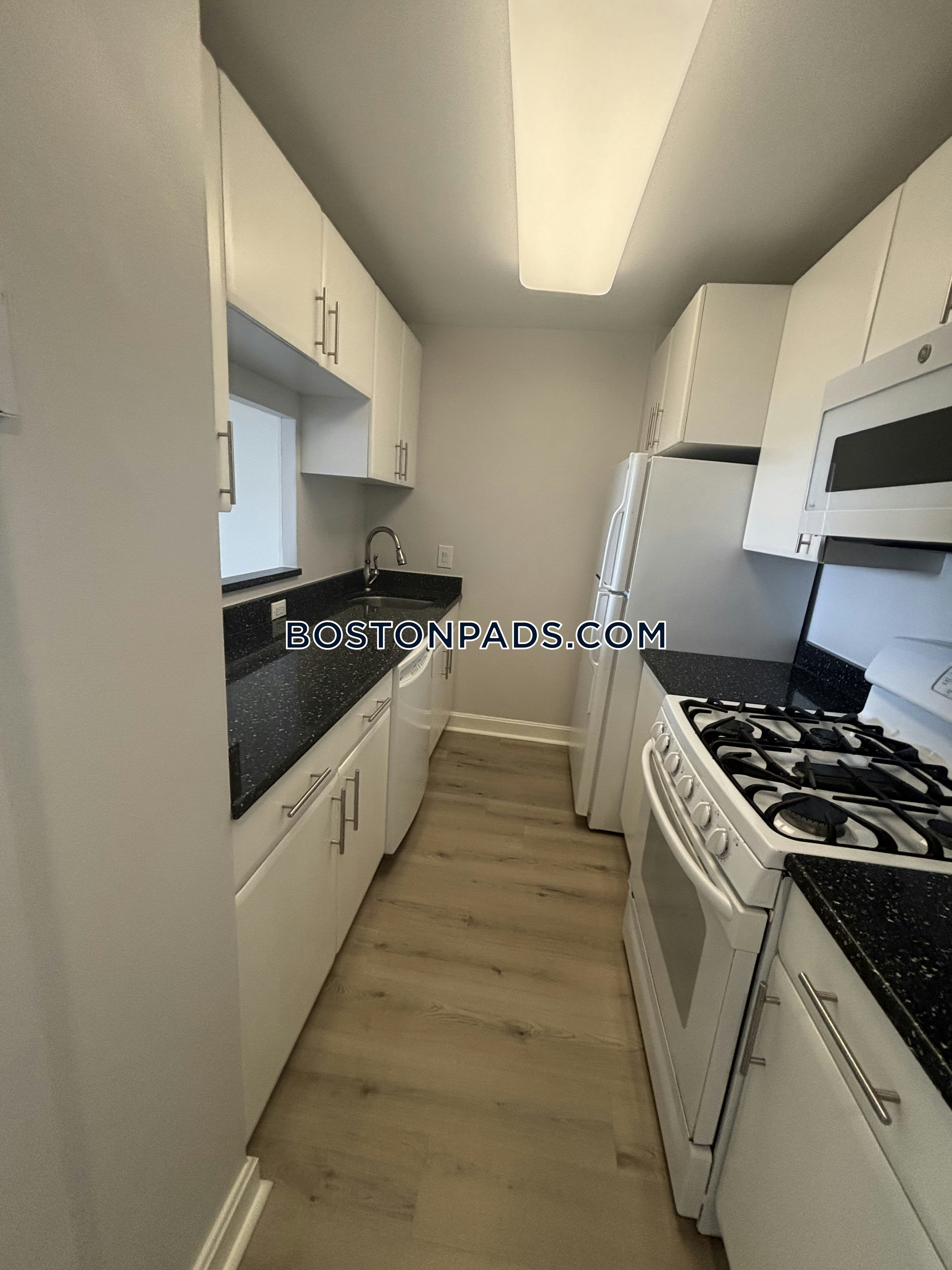 Parkside Place Photo 49