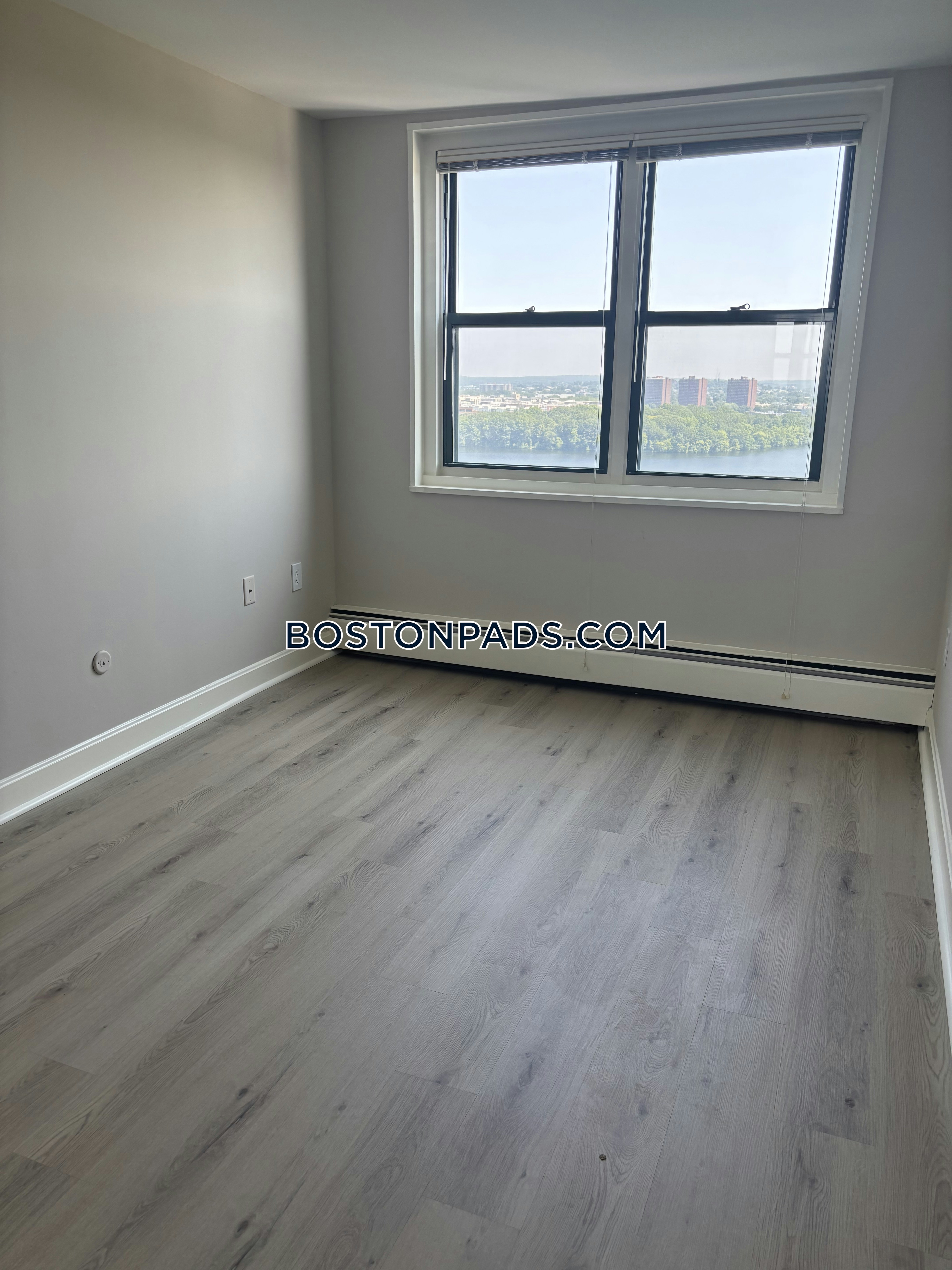 Parkside Place Photo 96