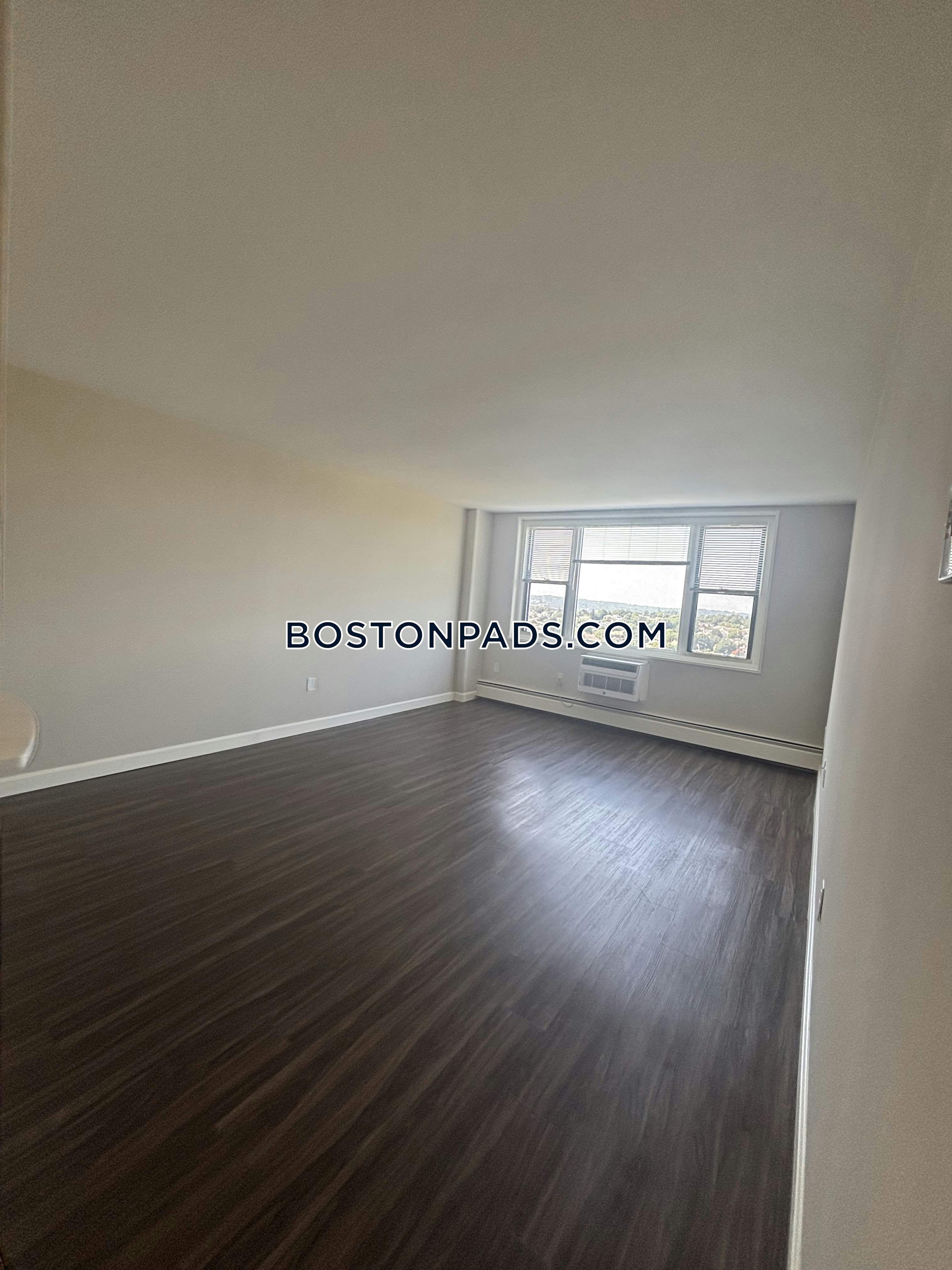 Parkside Place Photo 35