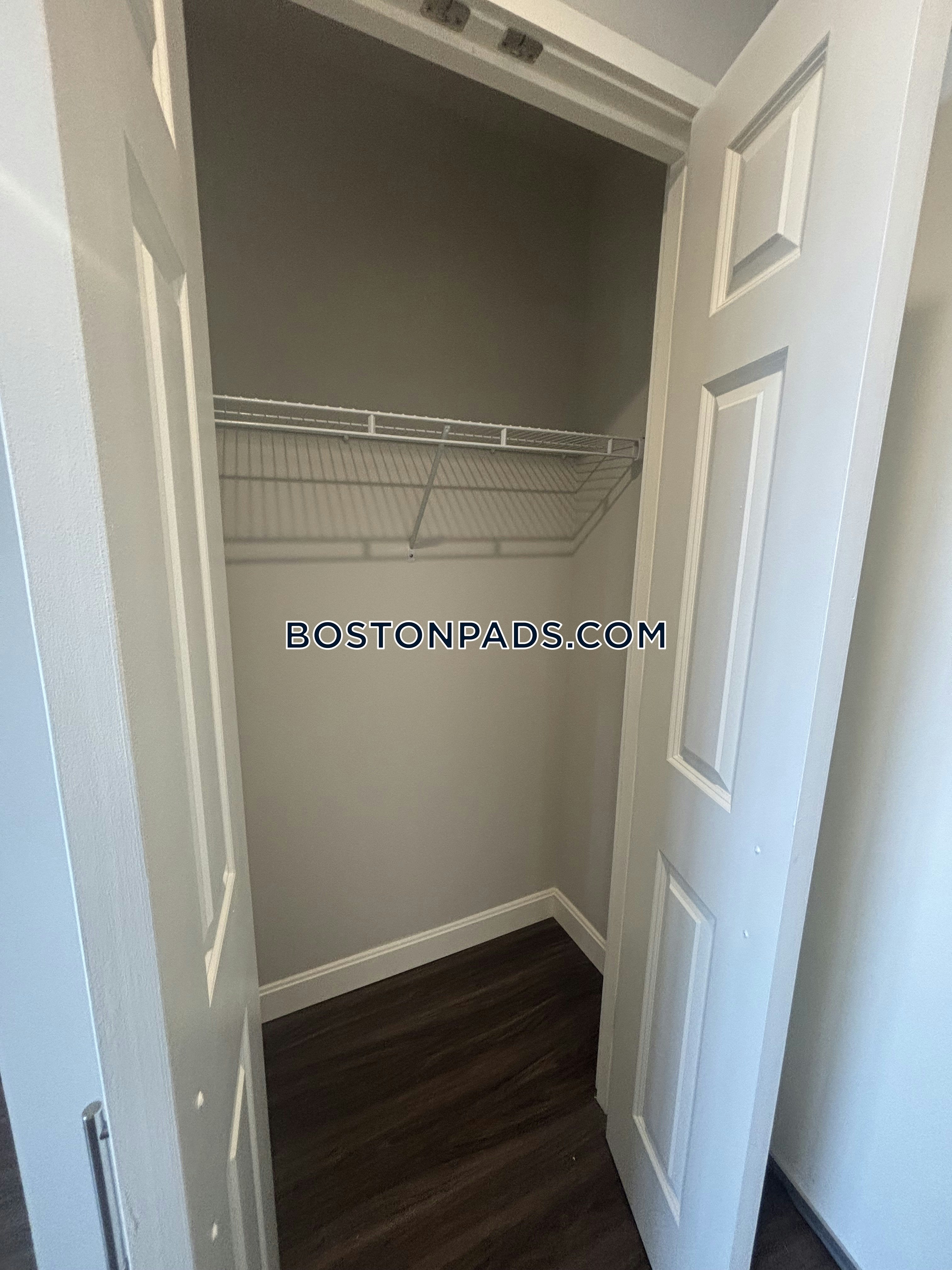 Parkside Place Photo 56