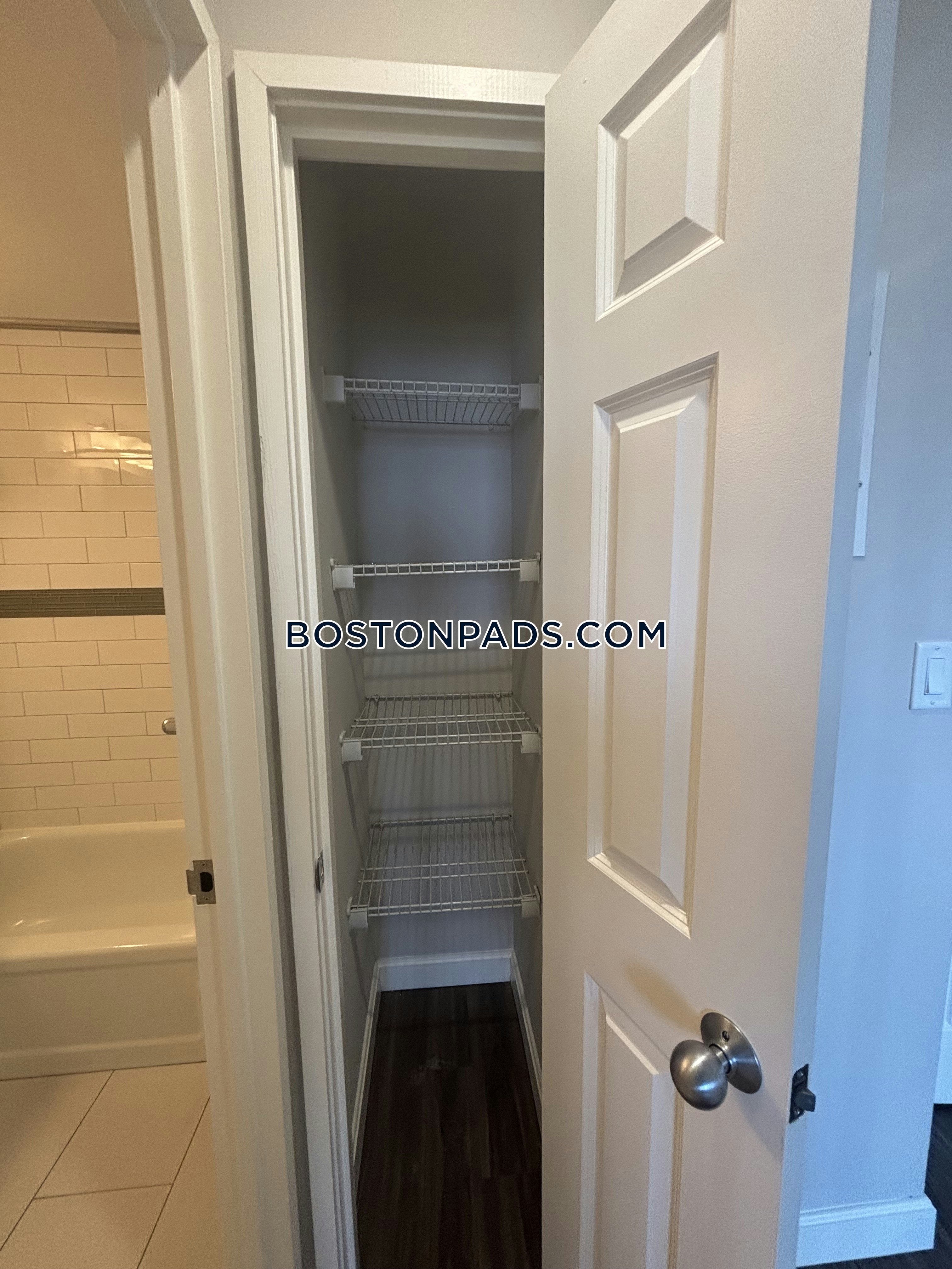 Parkside Place Photo 84