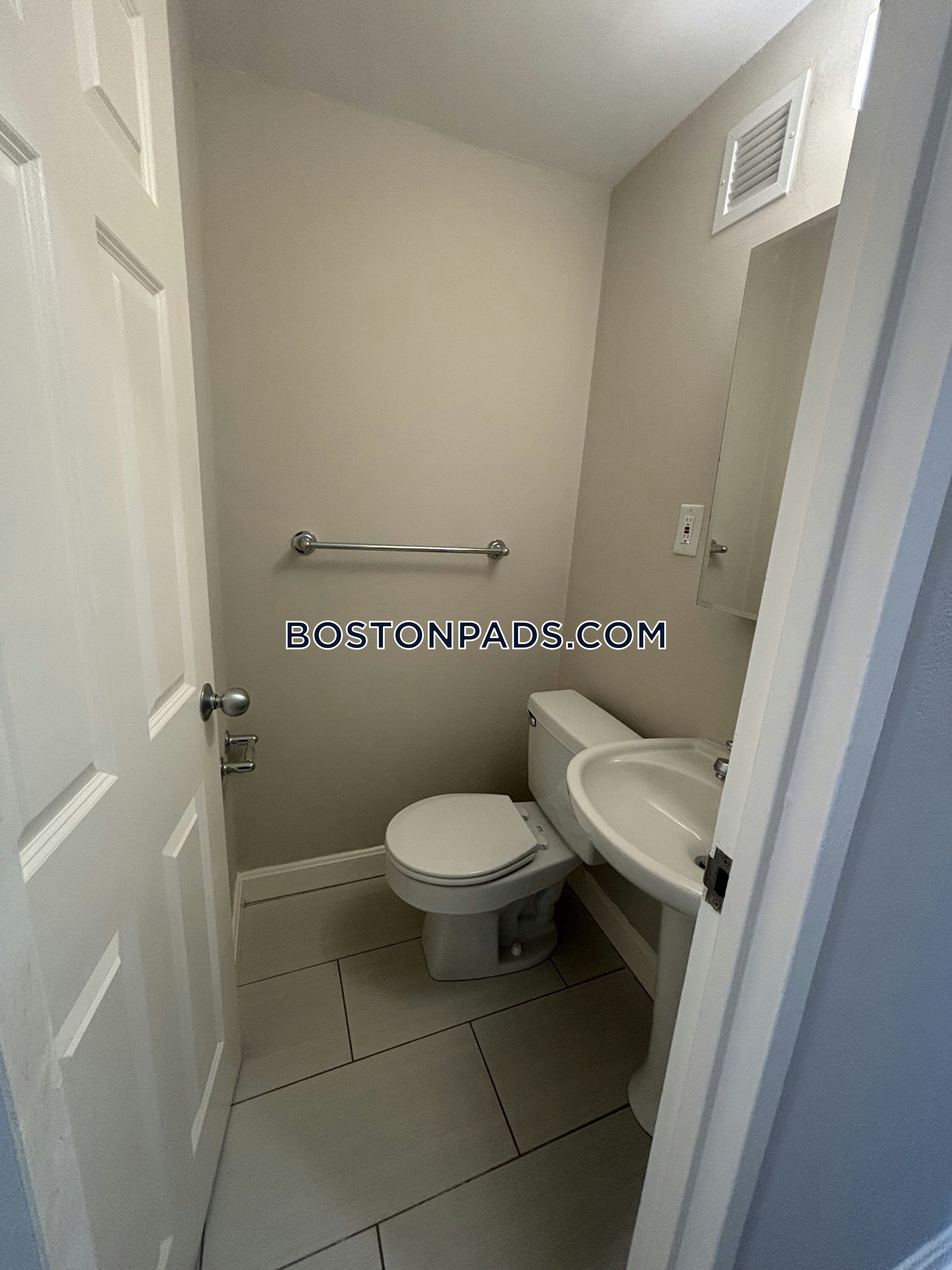 Parkside Place Photo 111