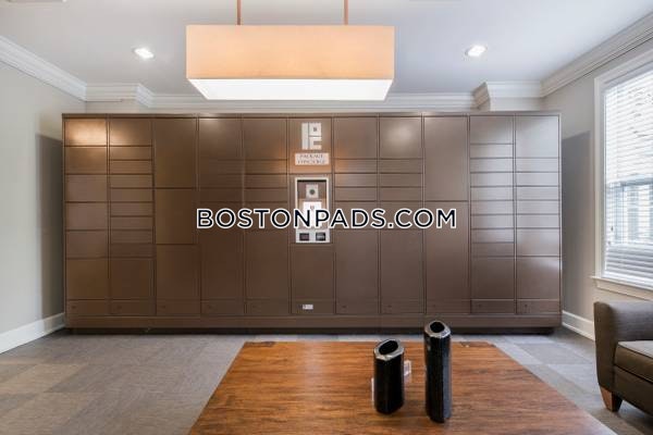 Jefferson at Dedham Station Photo 15