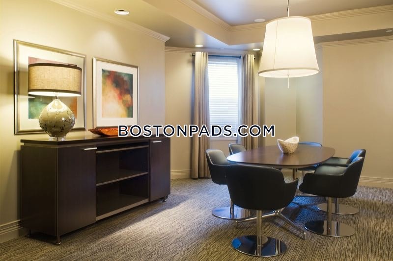 Washington Crossing Photo 17