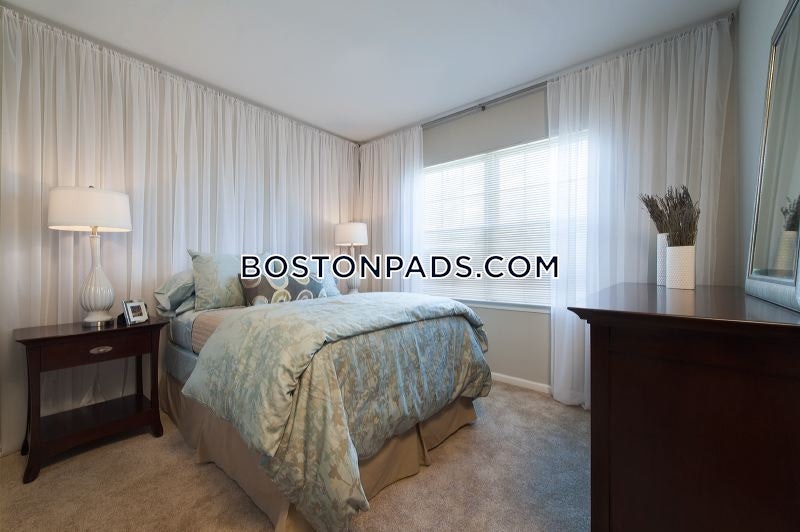 Washington Crossing Photo 14