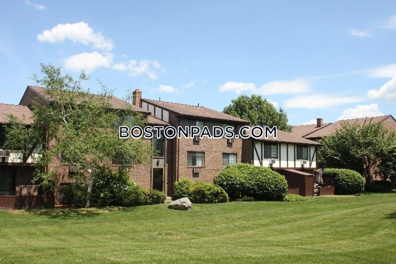 Tudor Glen Village Photo 10