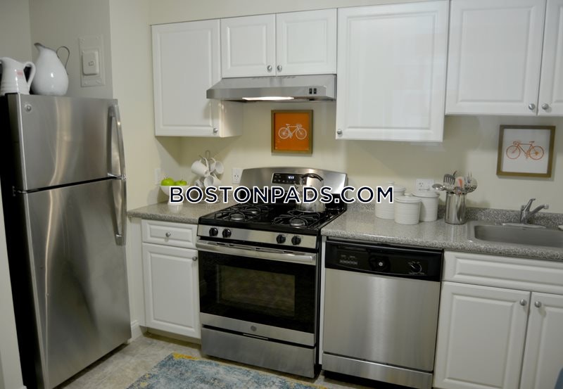 Weymouth Commons Photo 16