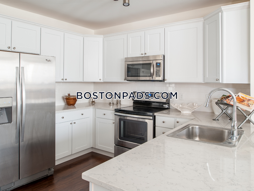 Wellesley Place Photo 6