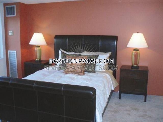 Water's Edge Revere Photo 21