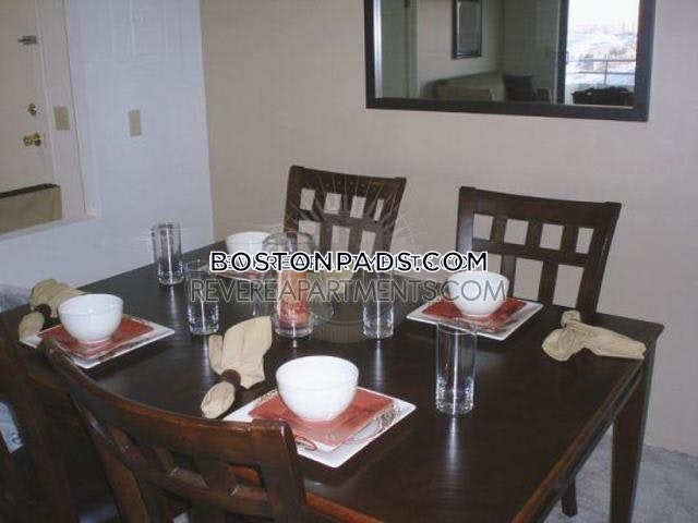 Water's Edge Revere Photo 19
