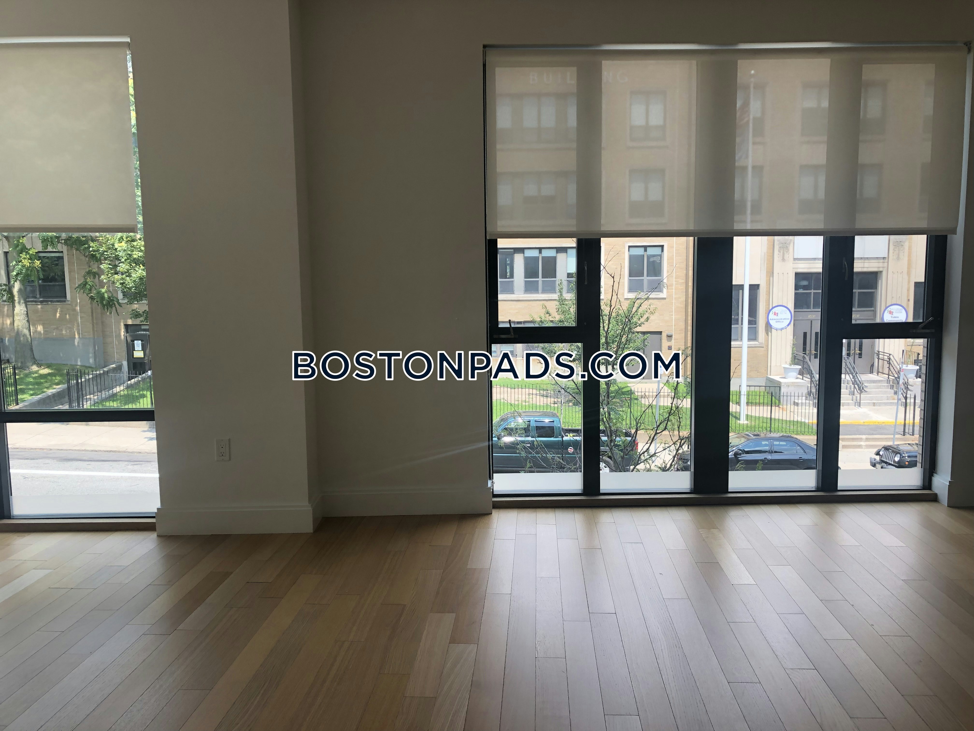 The Tremont Photo 44