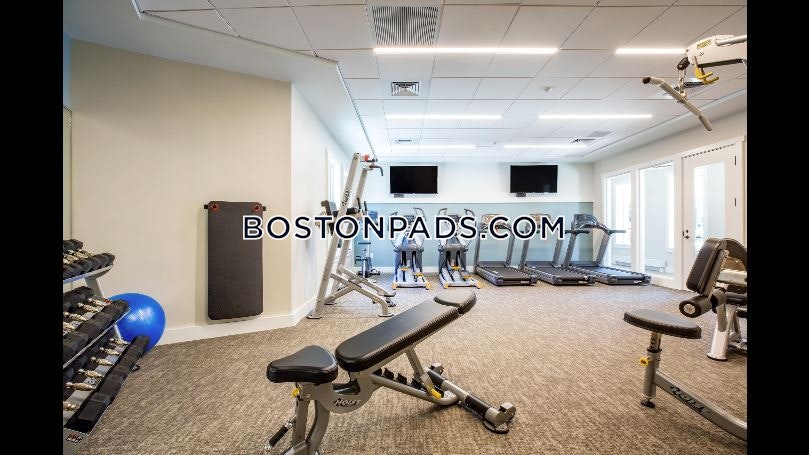 Halstead Beverly Townhomes Photo 11