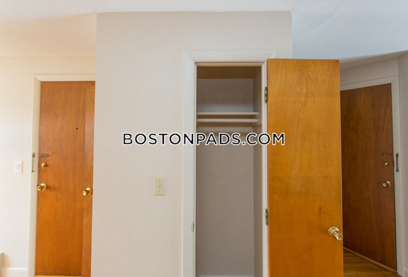 Charlesbank Estates Residential Apartments Photo 10