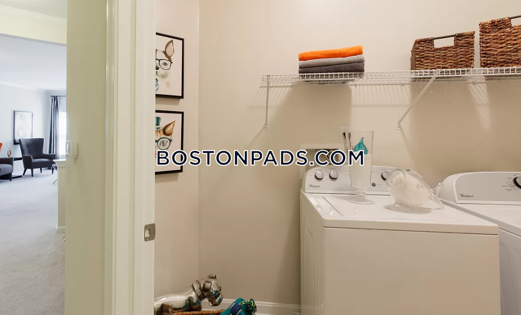 Edgewood Apartments Photo 22